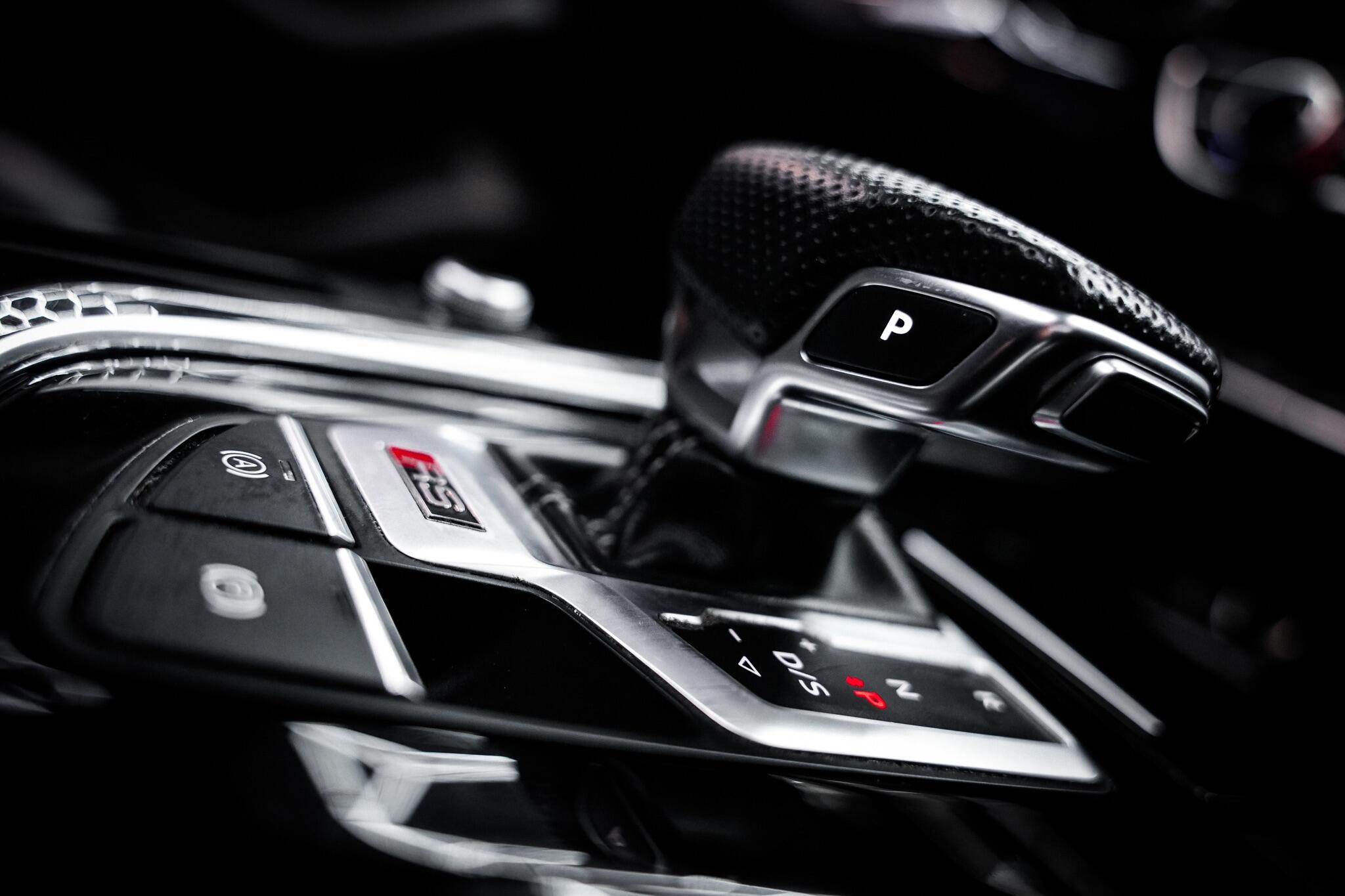 Audi RS4 view 50