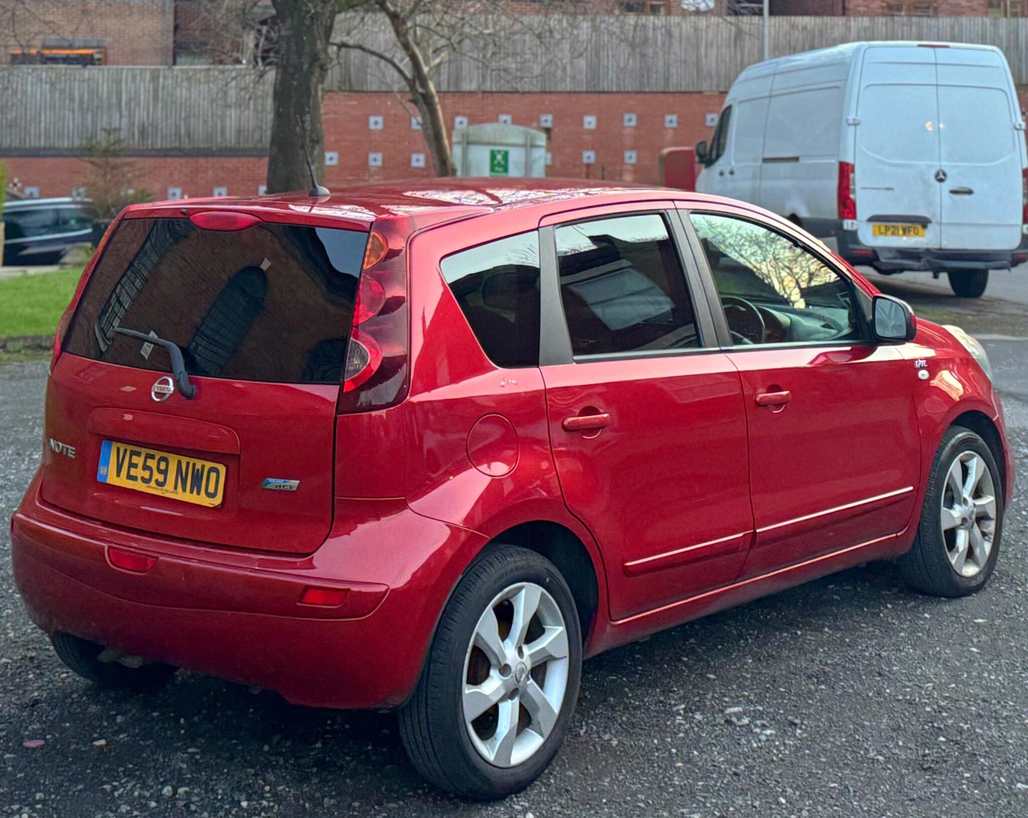 2009 Nissan Note 1.5 dCi n-tec Euro 4 5dr image 11