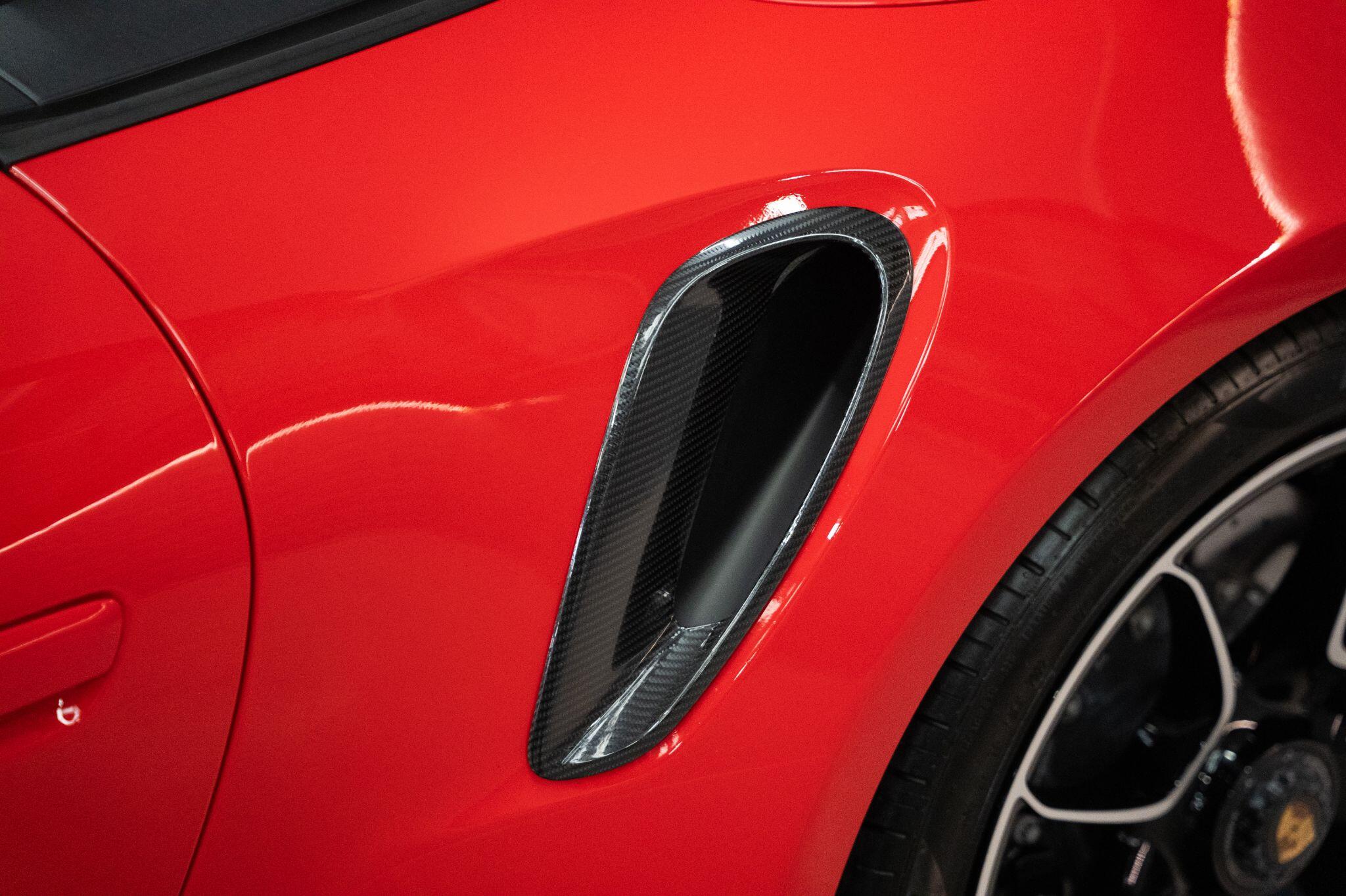 Porsche 911 view 57