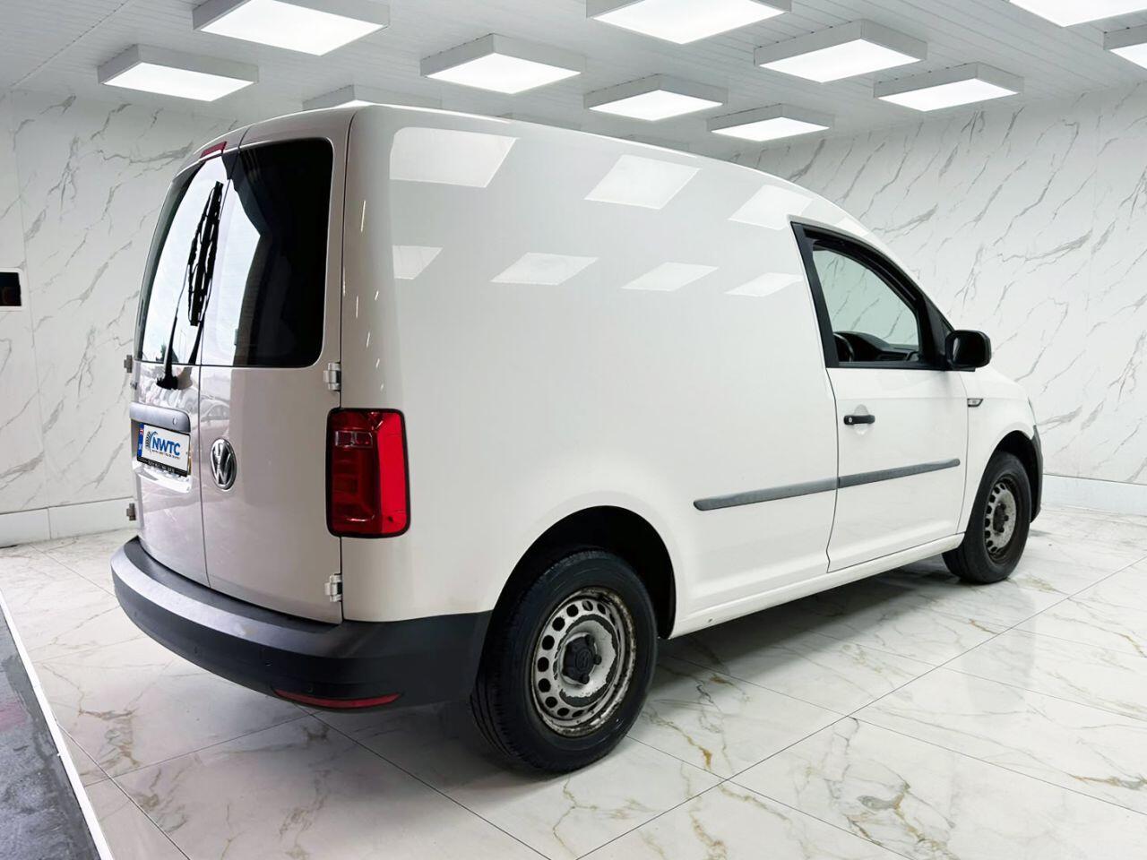 Volkswagen Caddy view 12