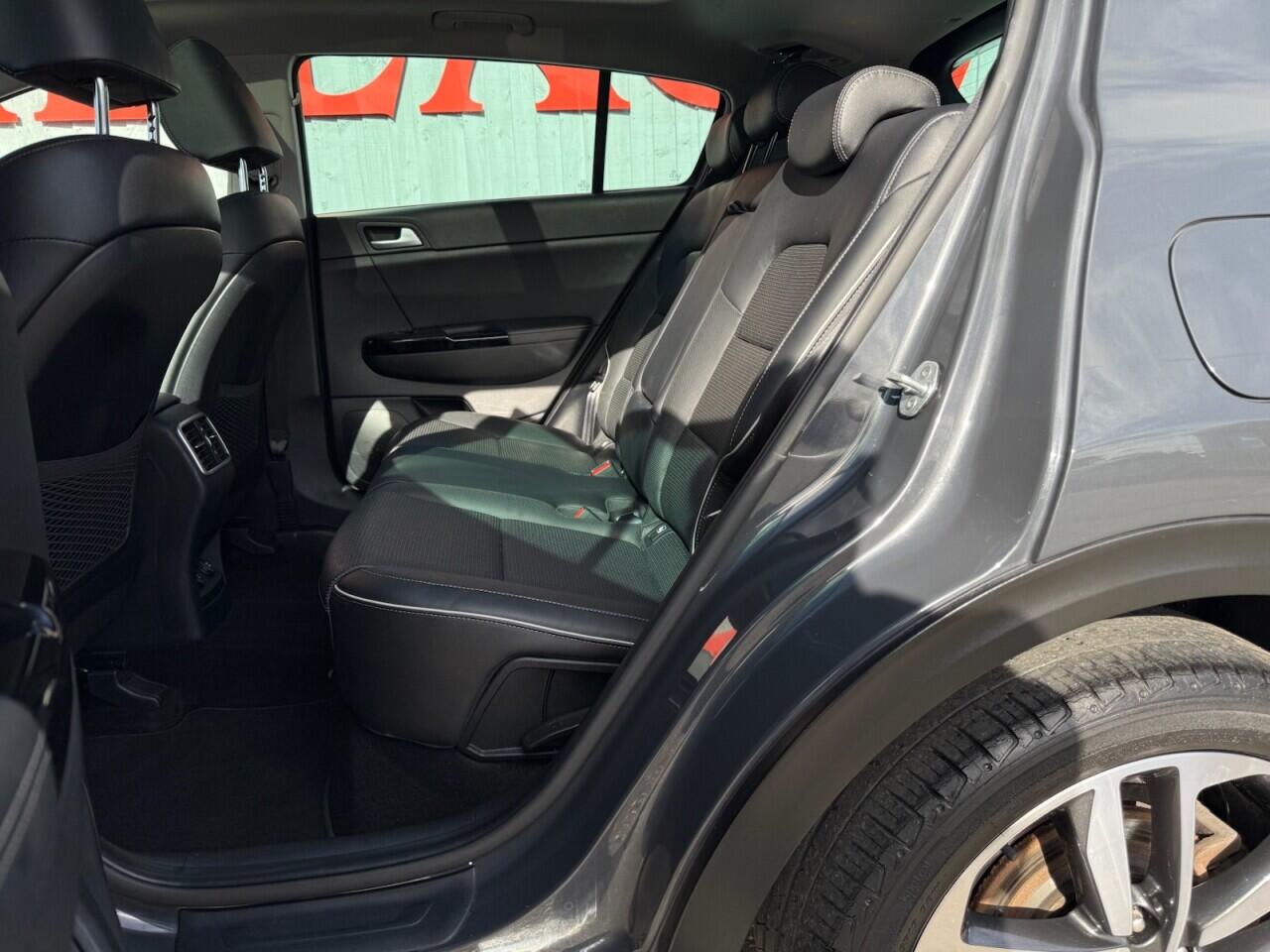 Kia Sportage view 60
