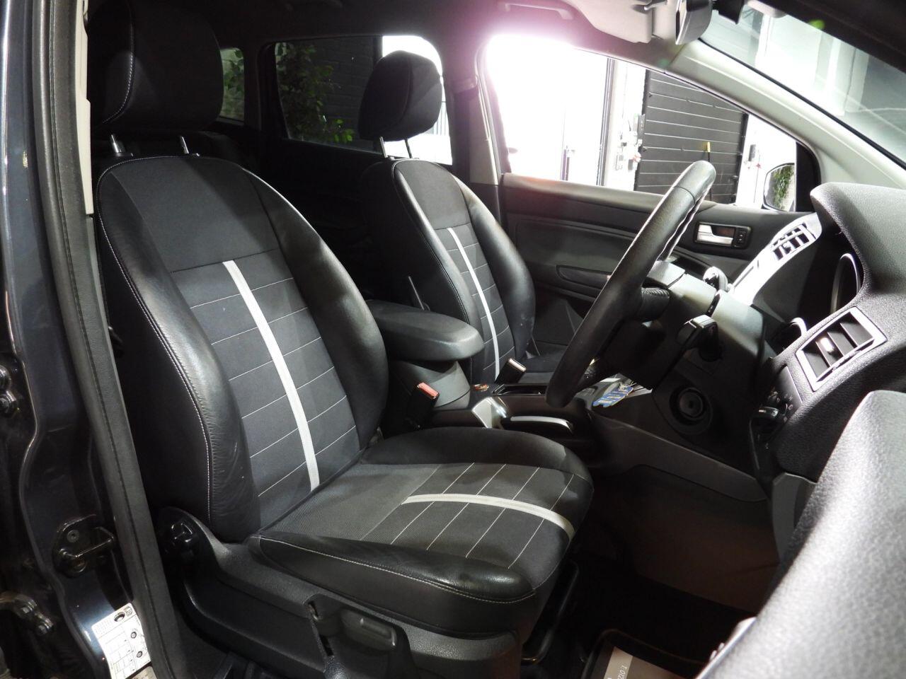 Ford Kuga view 14