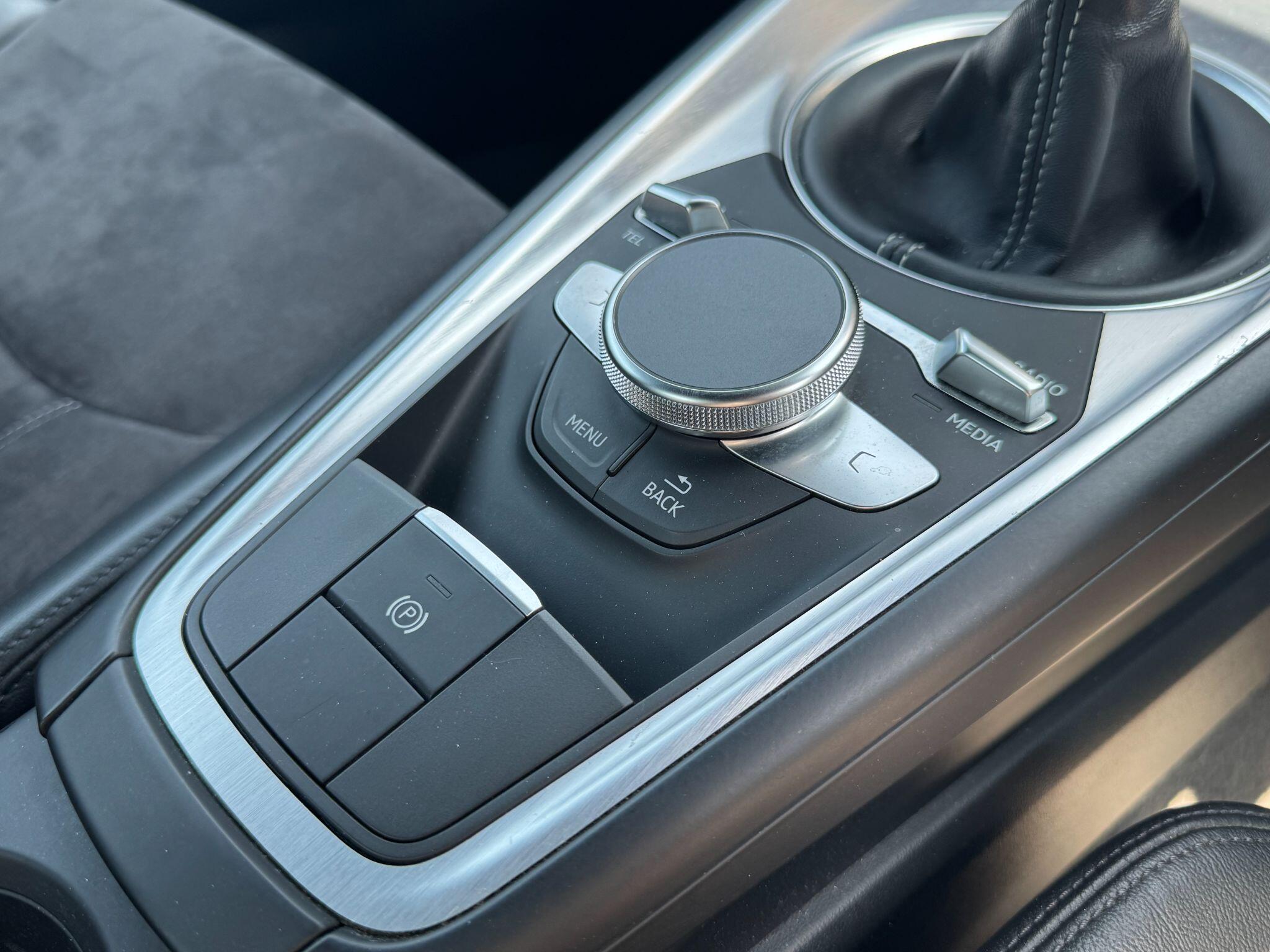 Audi TT view 28