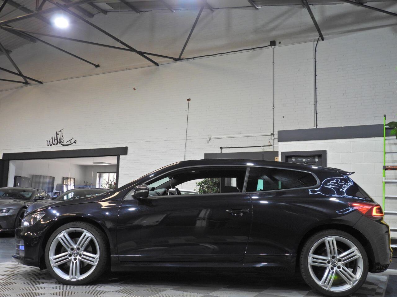 Volkswagen Scirocco view 16