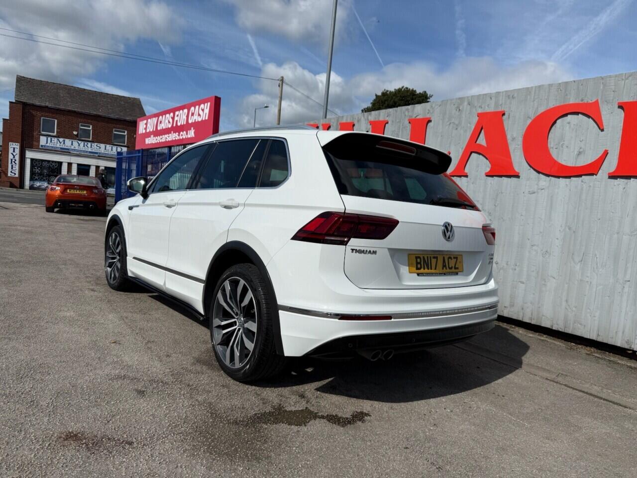 Volkswagen Tiguan view 43
