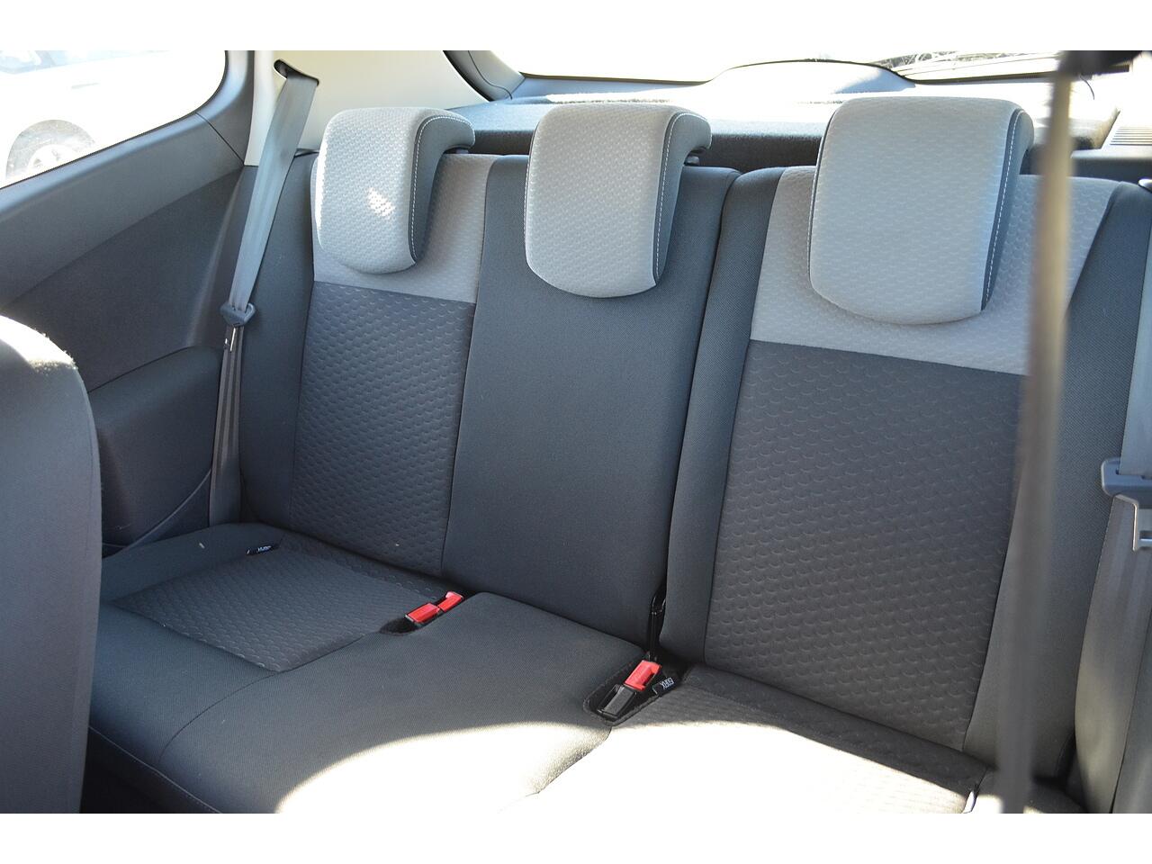 Renault Clio view 36