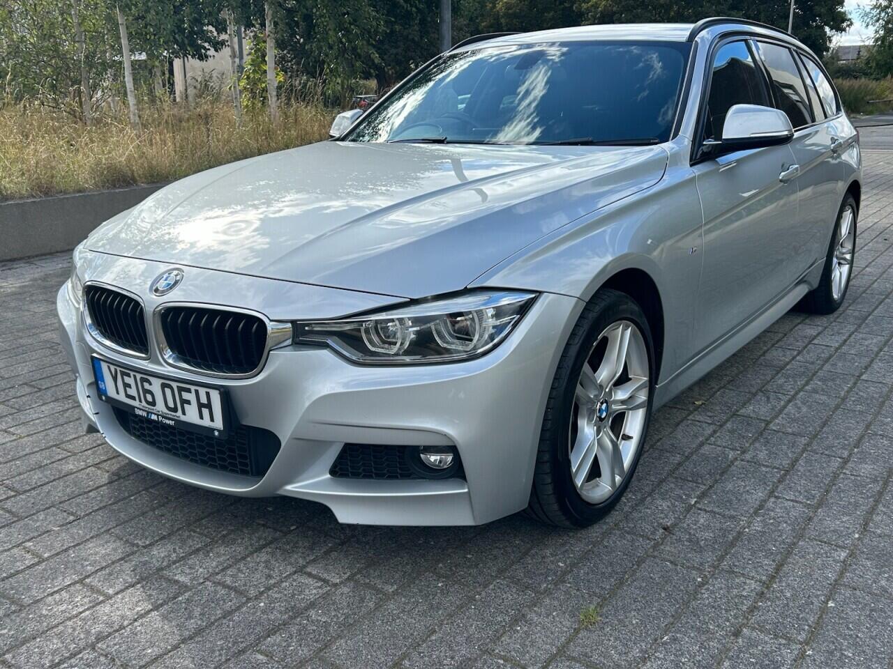 BMW 3 Series view 5