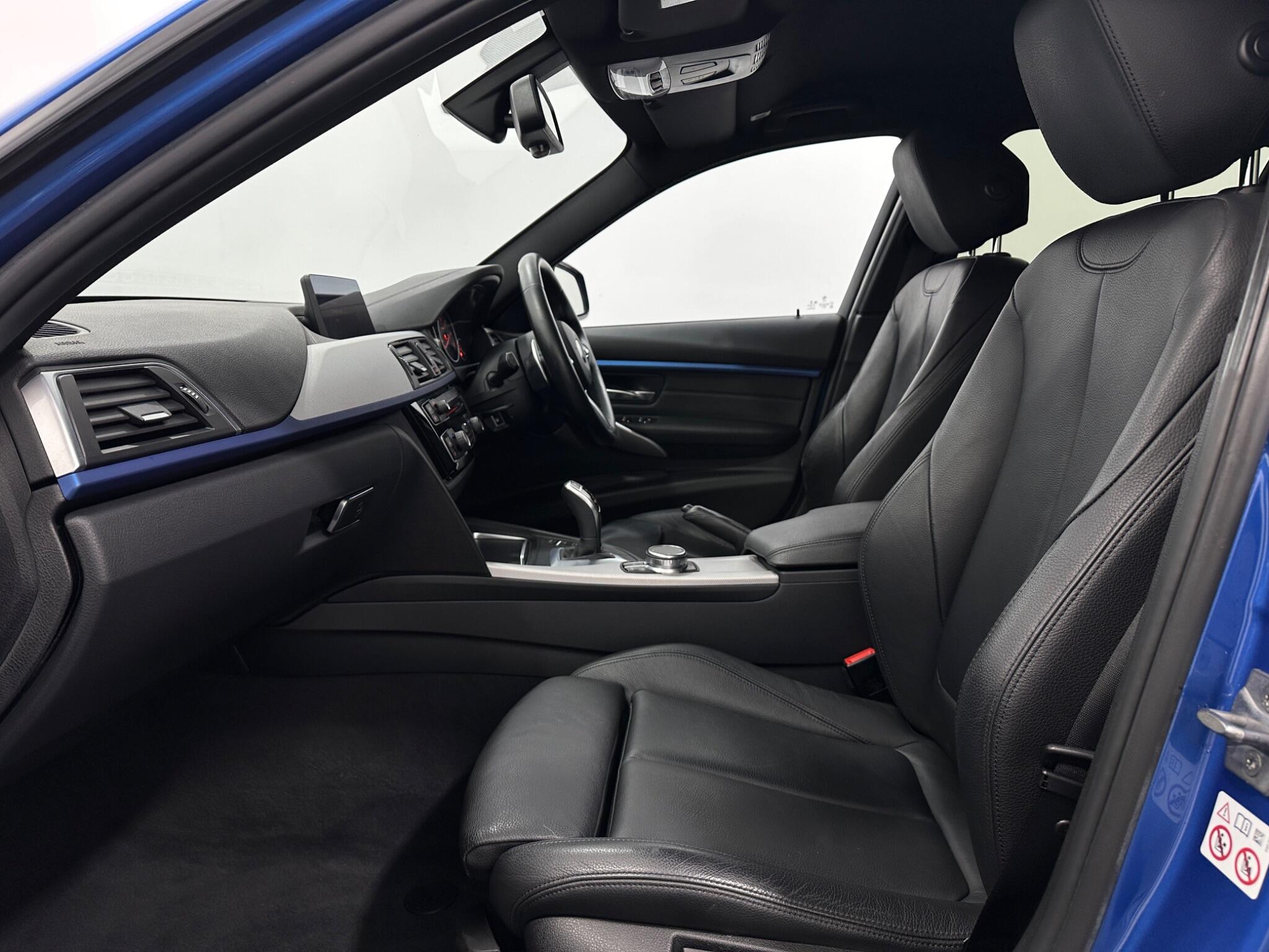 BMW 3 Series view 33