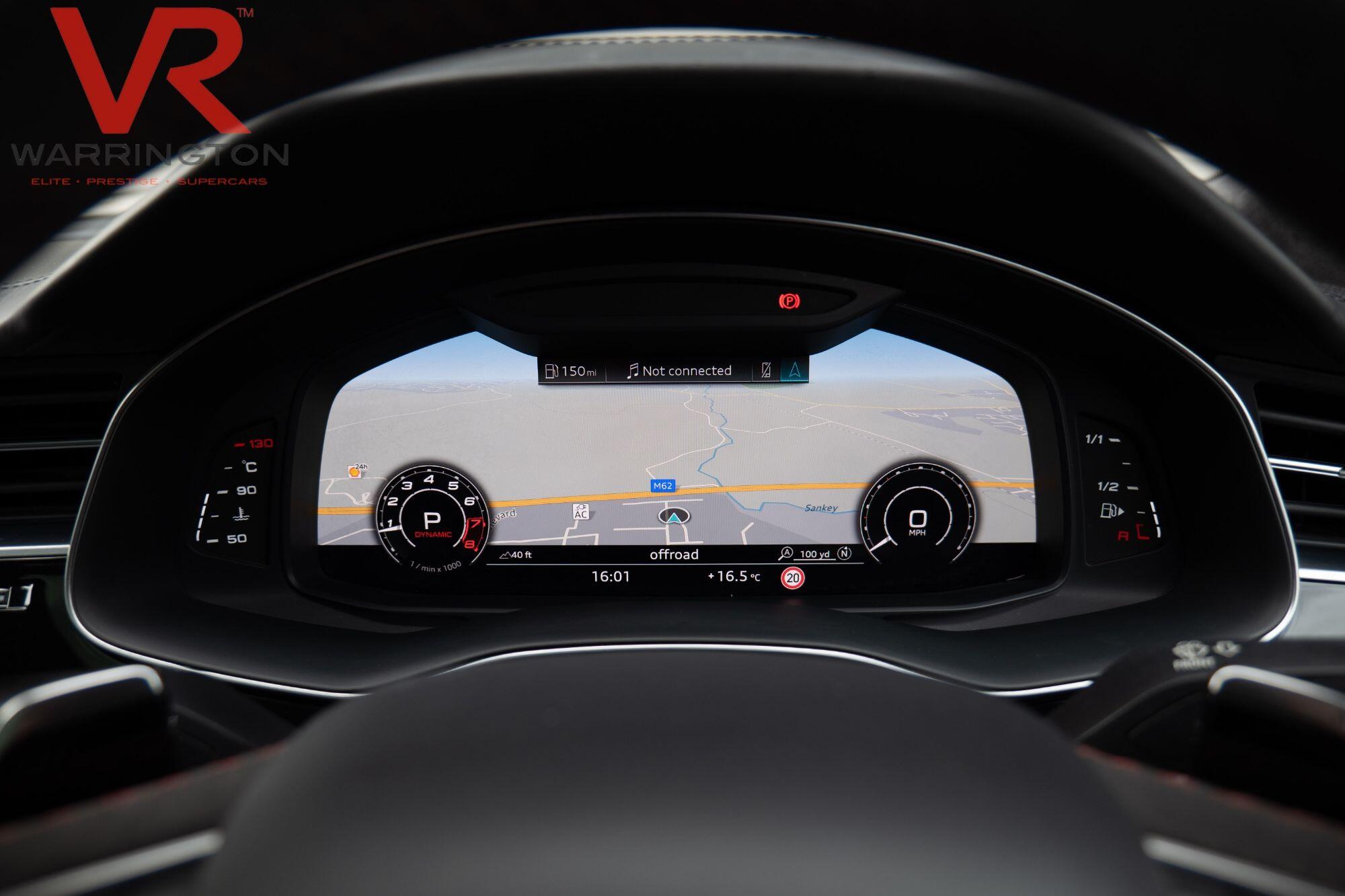 Audi RSQ8 view 12