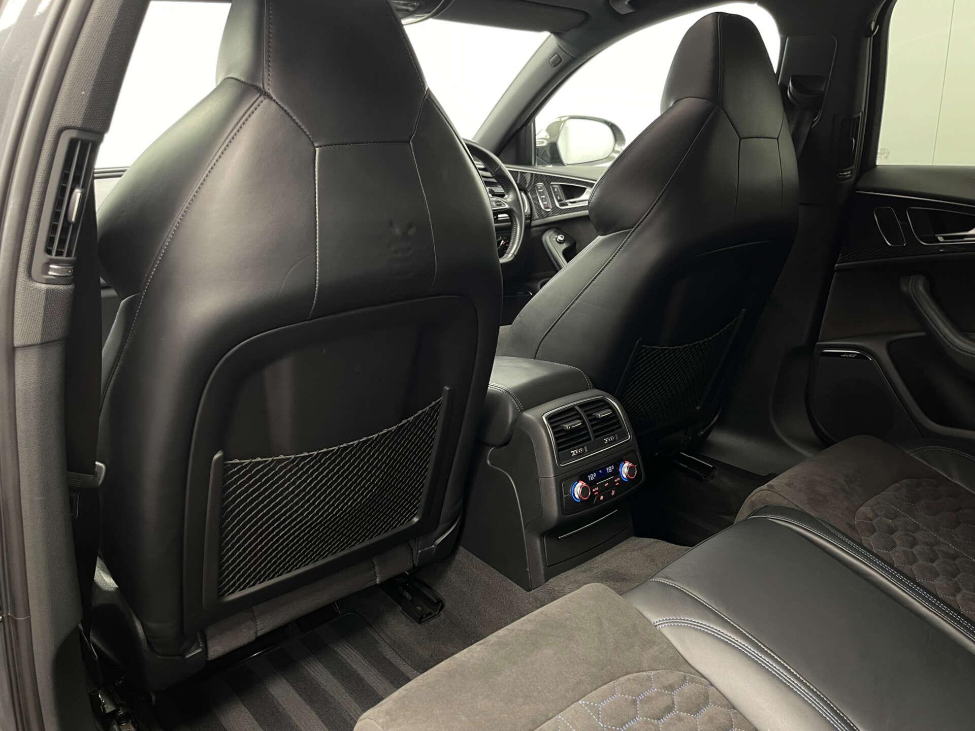 Audi RS6 Avant view 36