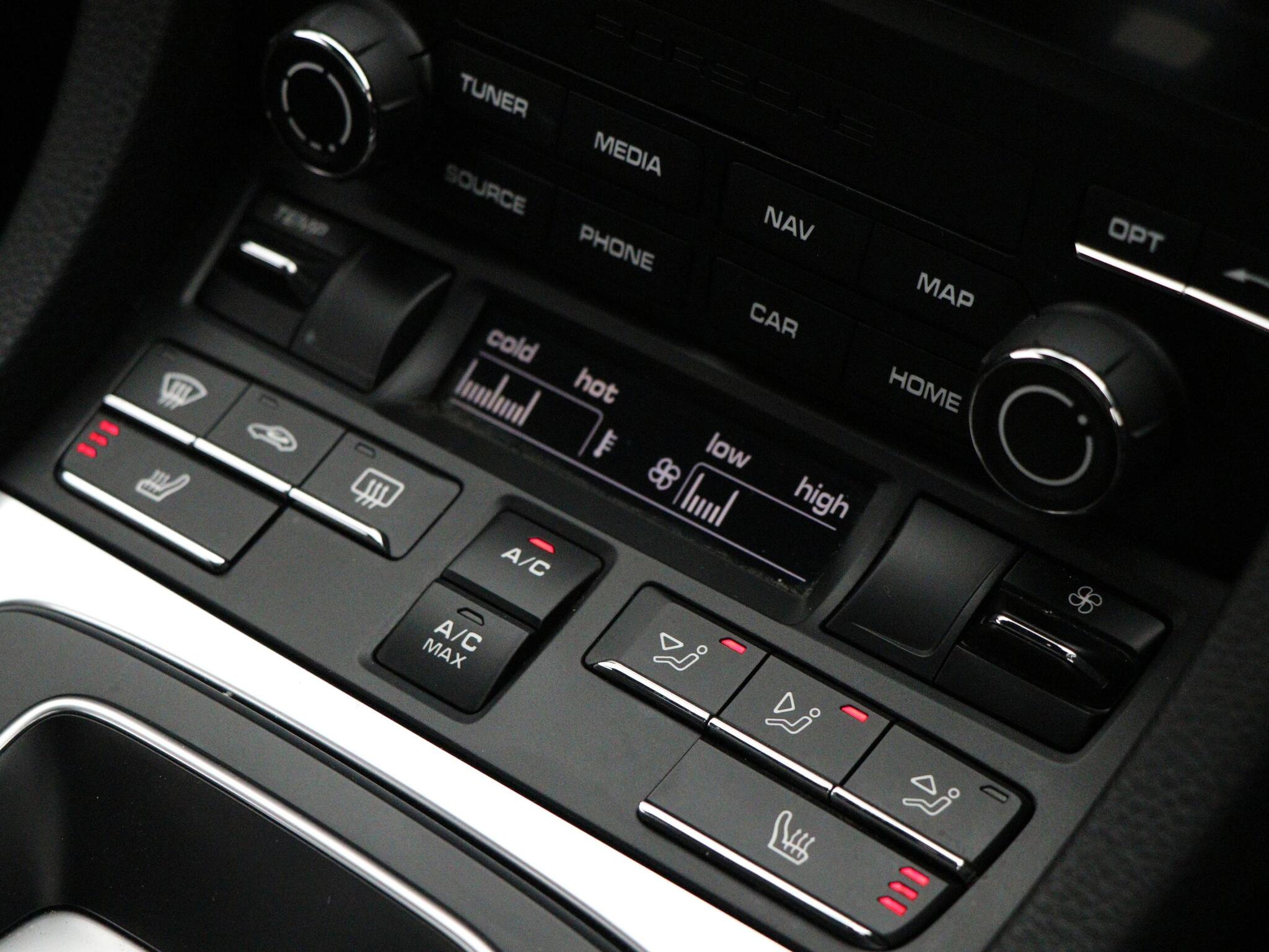 Porsche Cayman view 45