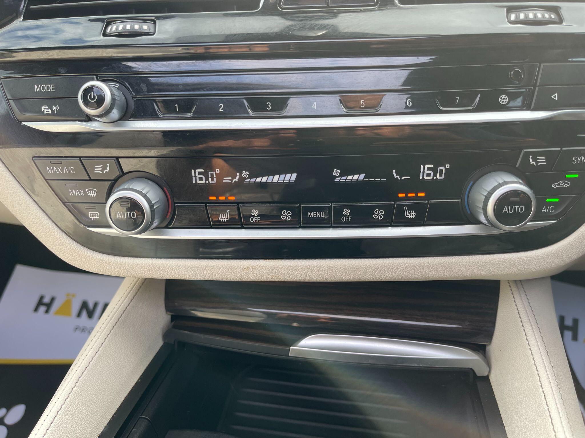 BMW 6 Series view 51