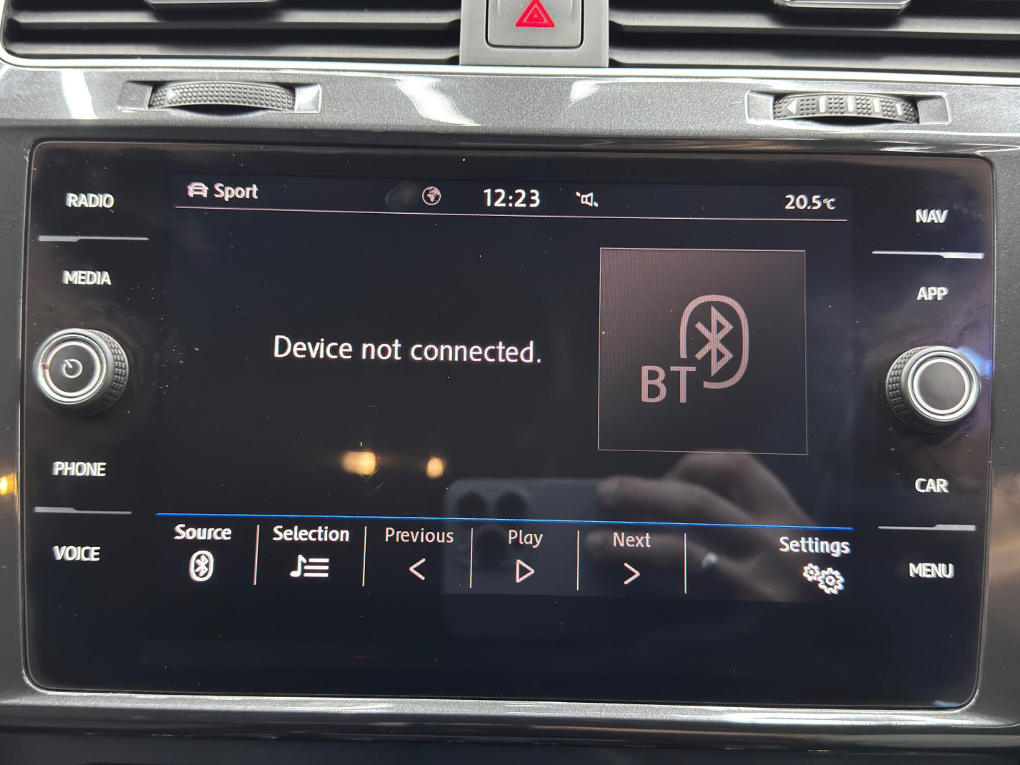 Volkswagen Golf view 30