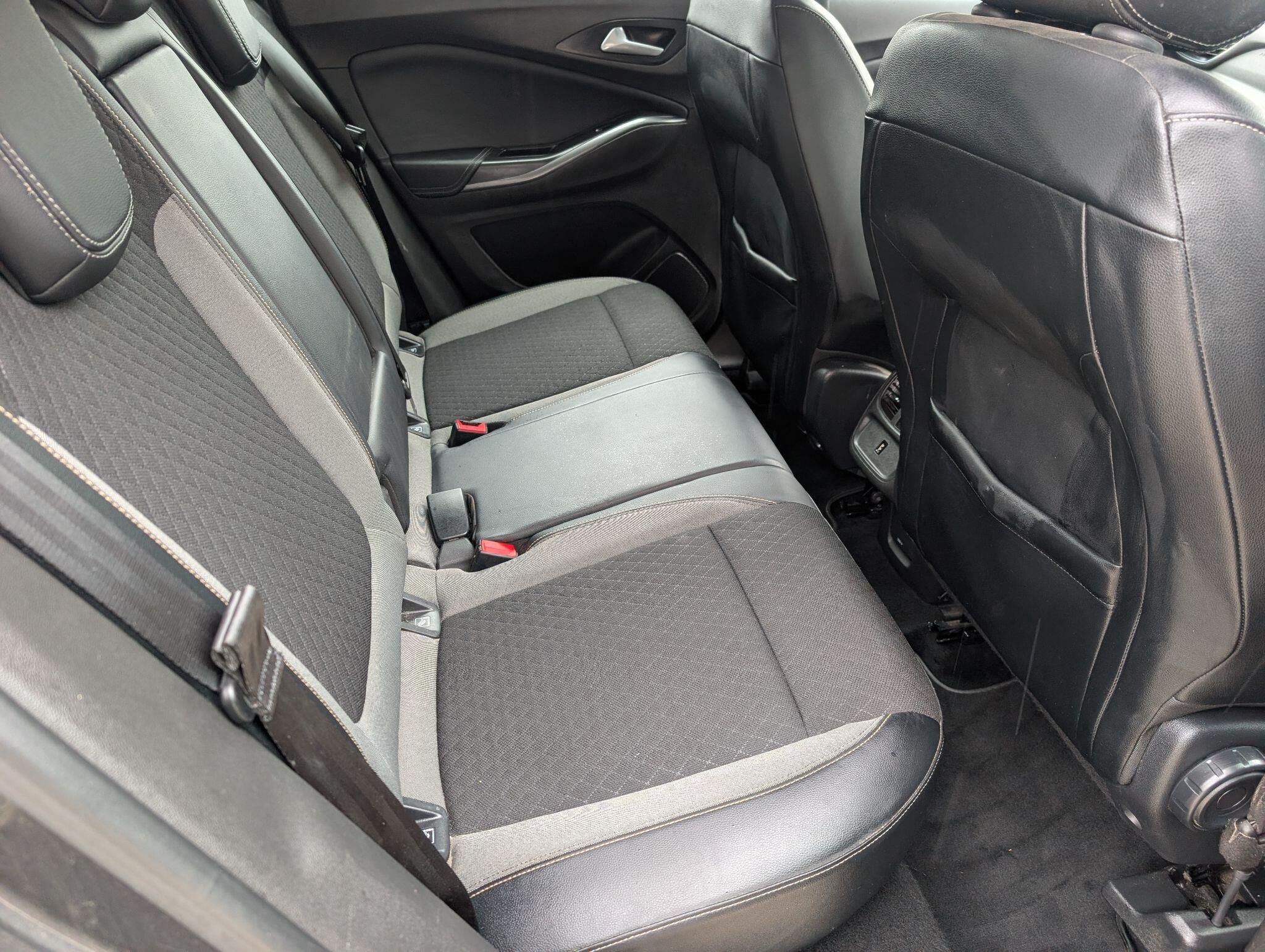 Vauxhall Grandland X view 17