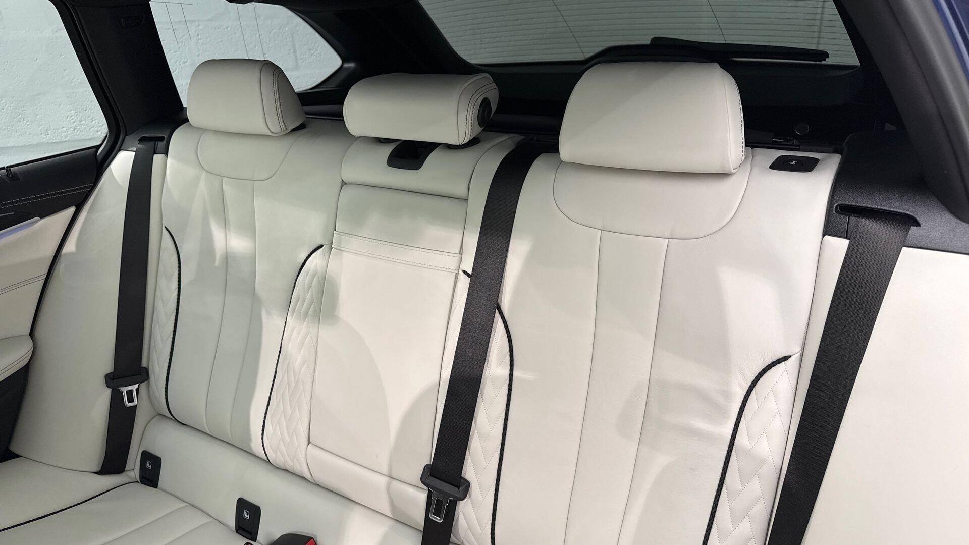 BMW Alpina B5 view 12