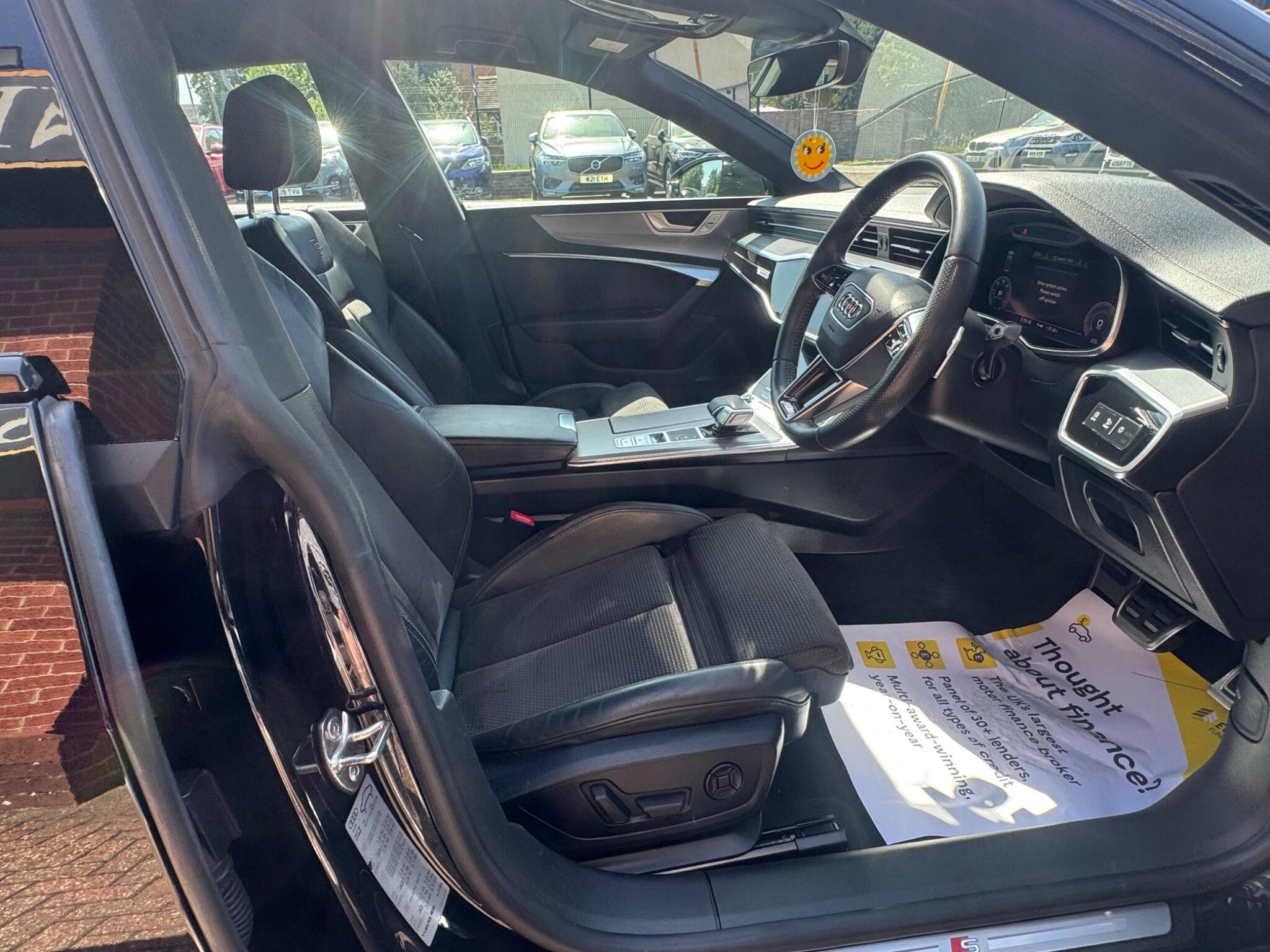 Audi A7 view 12