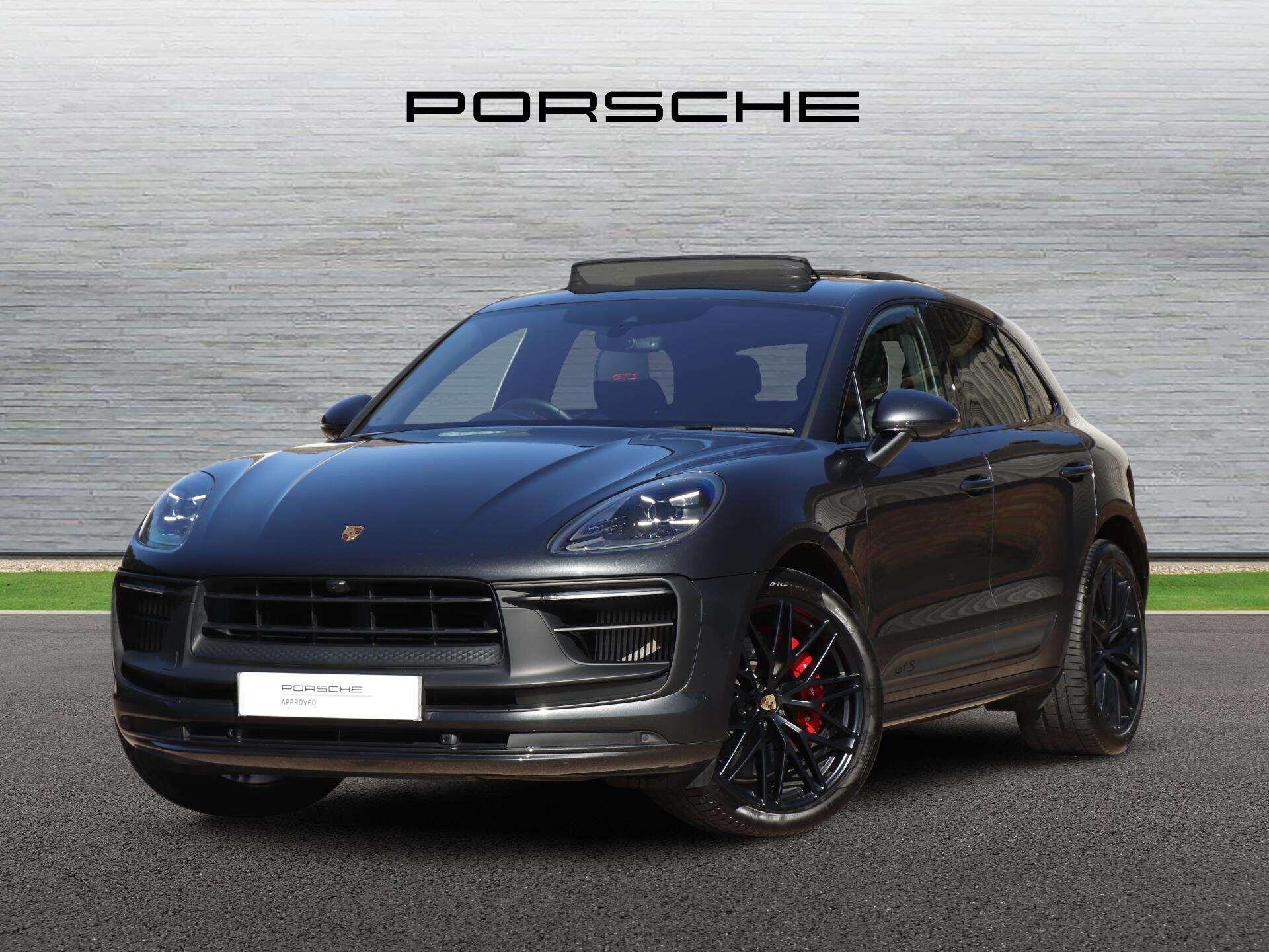 Porsche Macan view 7