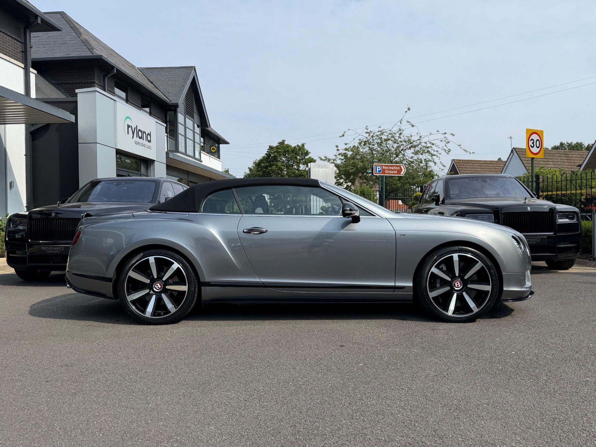 Bentley Continental view 25