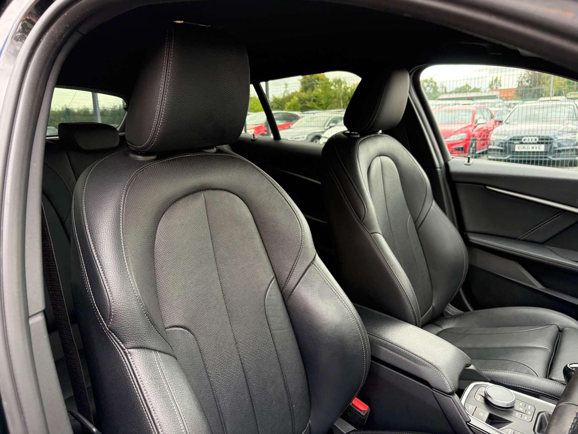 BMW 1 Series view 36