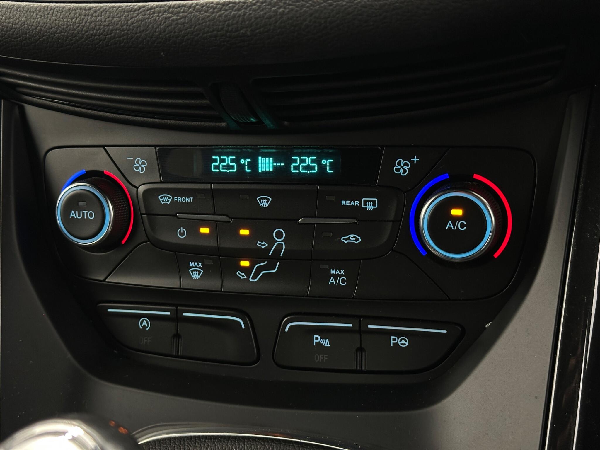 Ford Kuga view 21