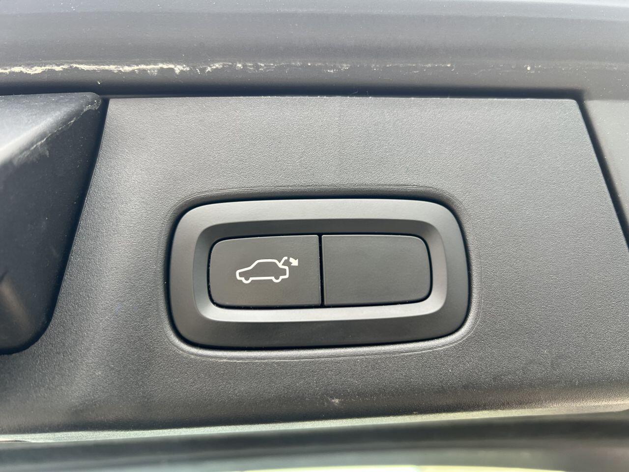 Volvo V90 view 10