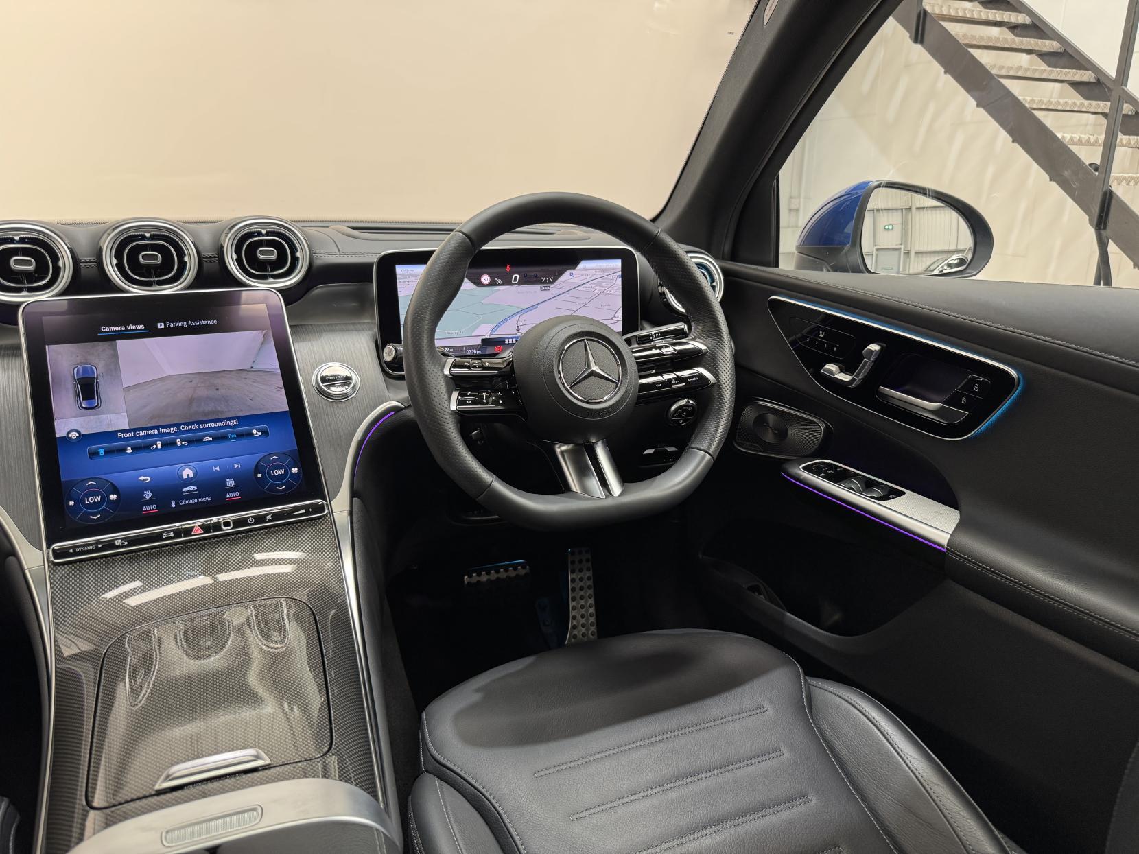 Mercedes-Benz GLC view 23