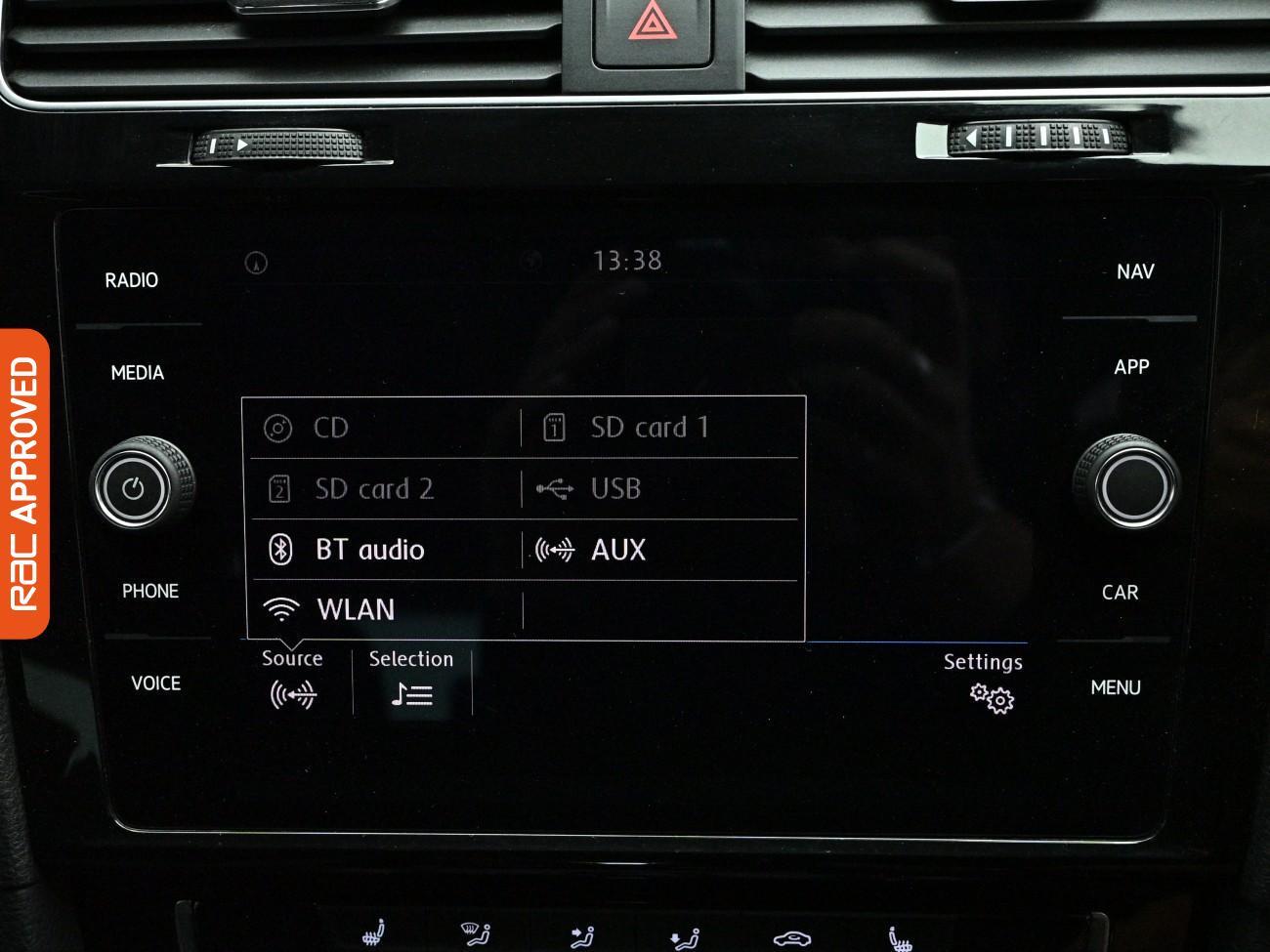 Volkswagen Golf view 15