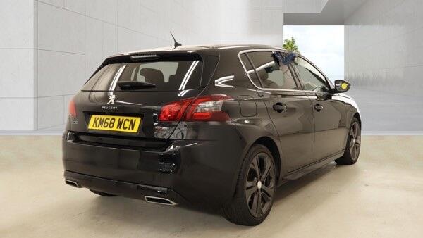 Peugeot 308 view 2