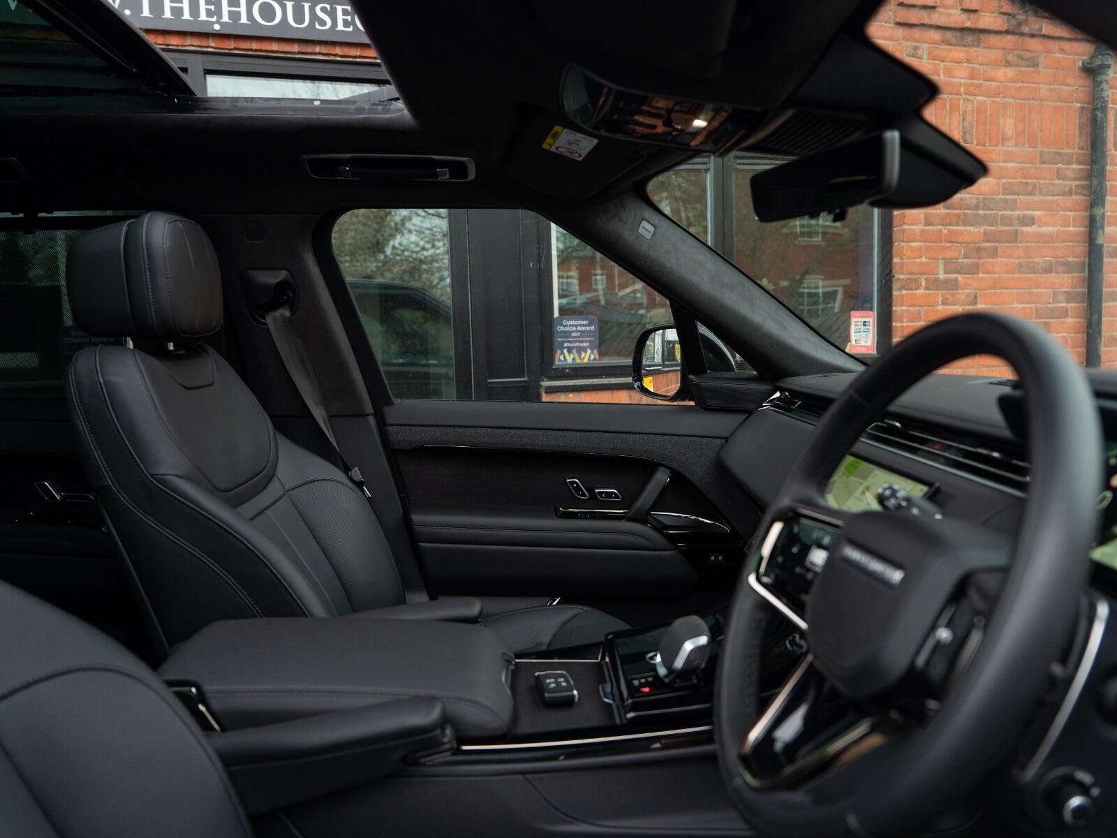 Land Rover Range Rover Sport view 36