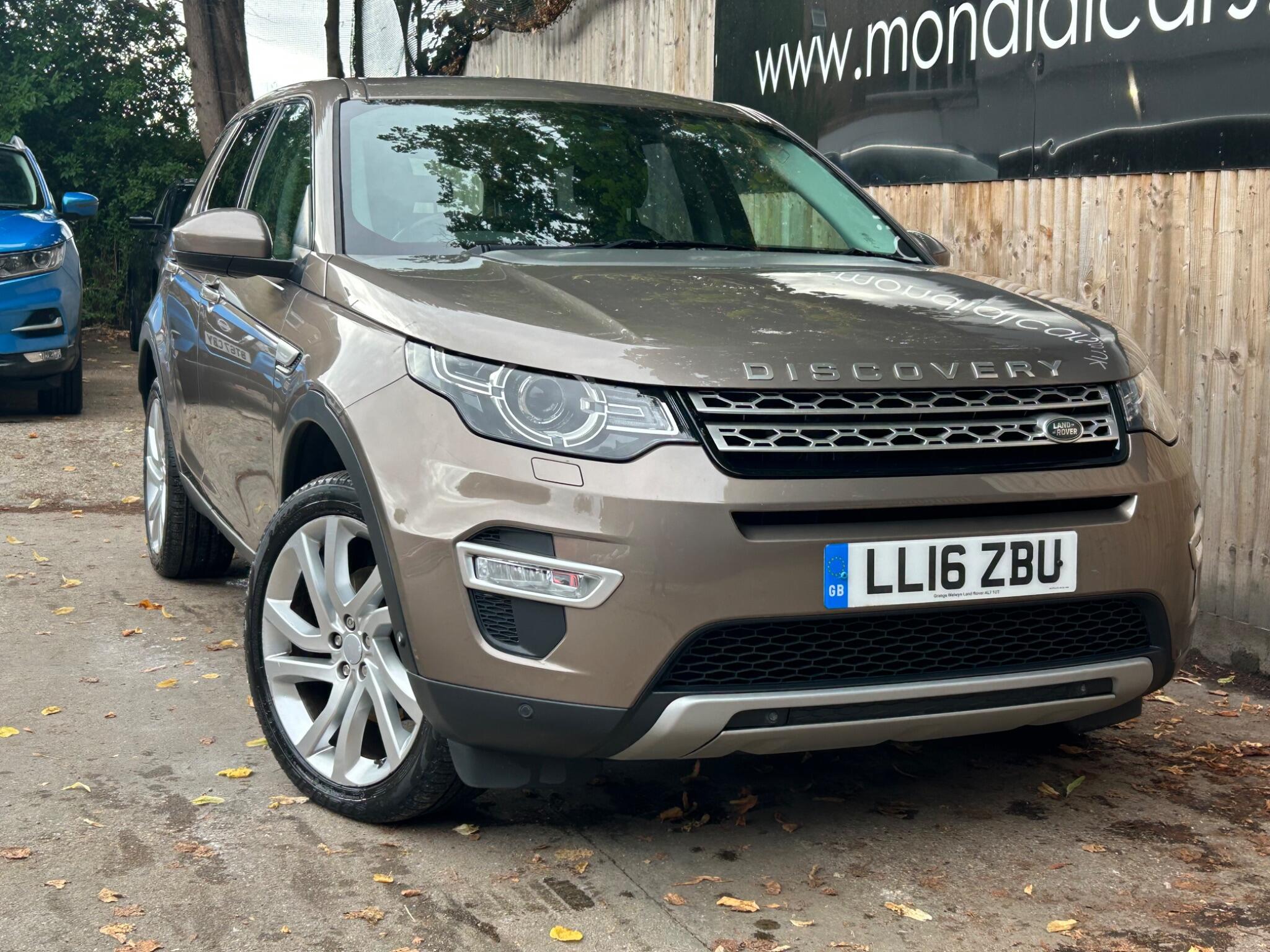 Land Rover Discovery Sport view 7
