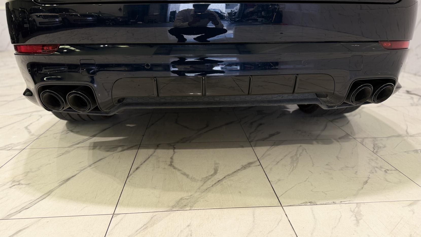 Porsche Cayenne view 51