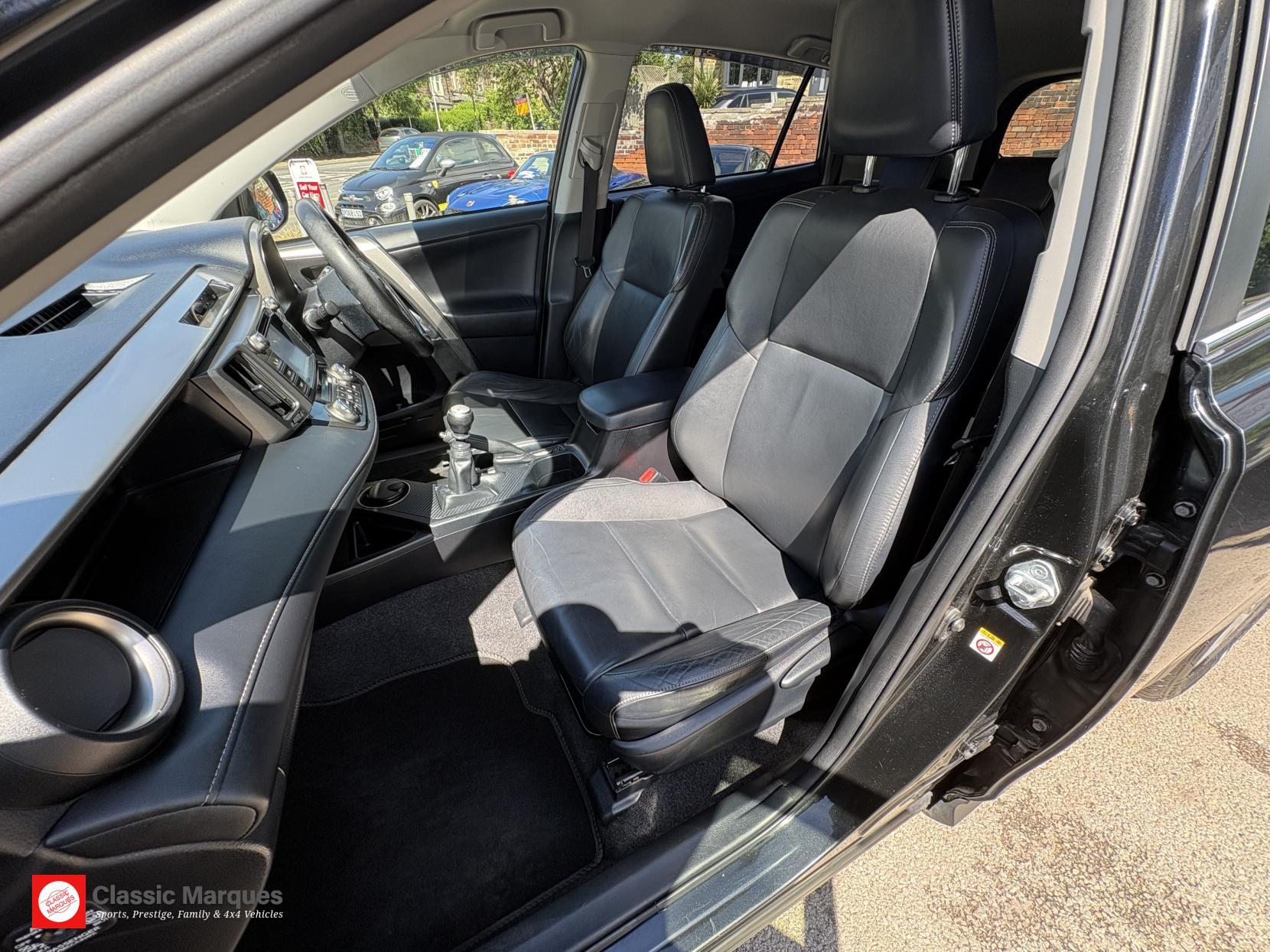 Toyota Rav4 view 19