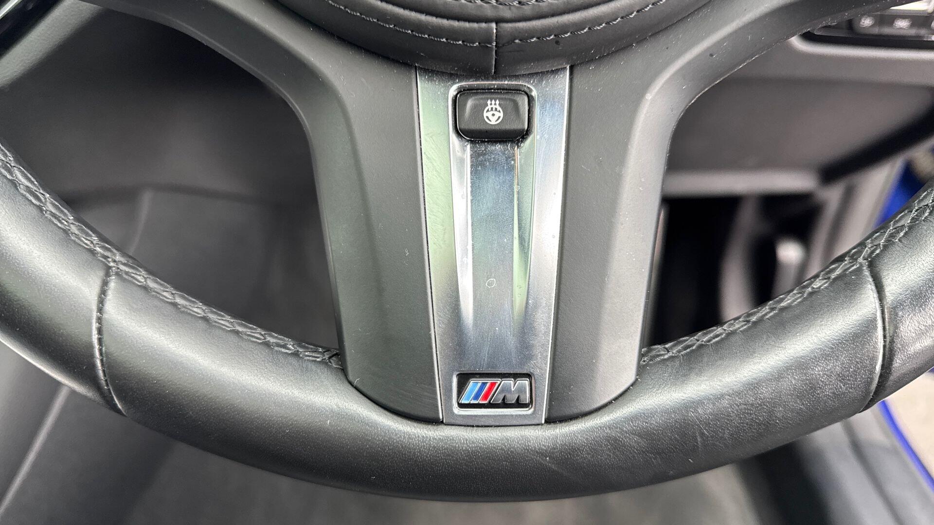 BMW i4 view 28