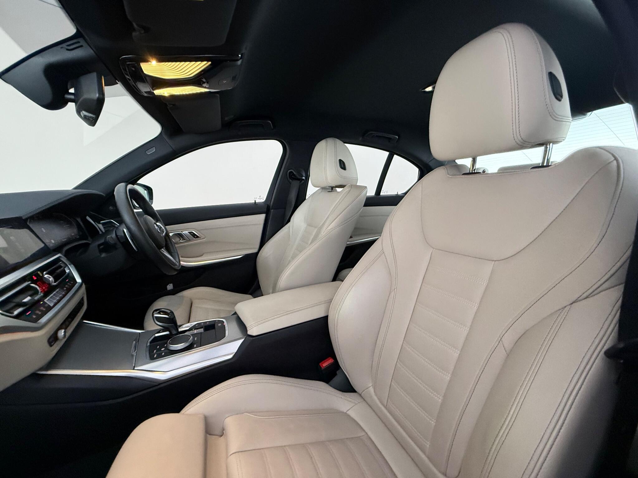 BMW 3 Series view 39