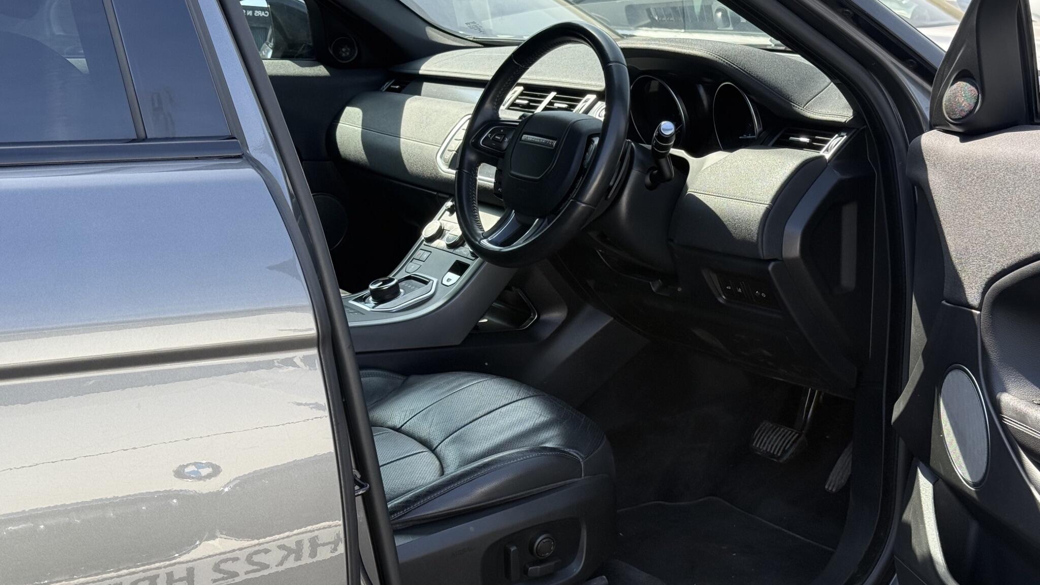 Land Rover Range Rover Evoque view 21