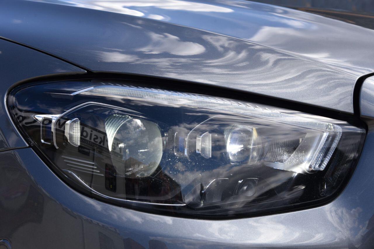 Mercedes-Benz E Class view 12