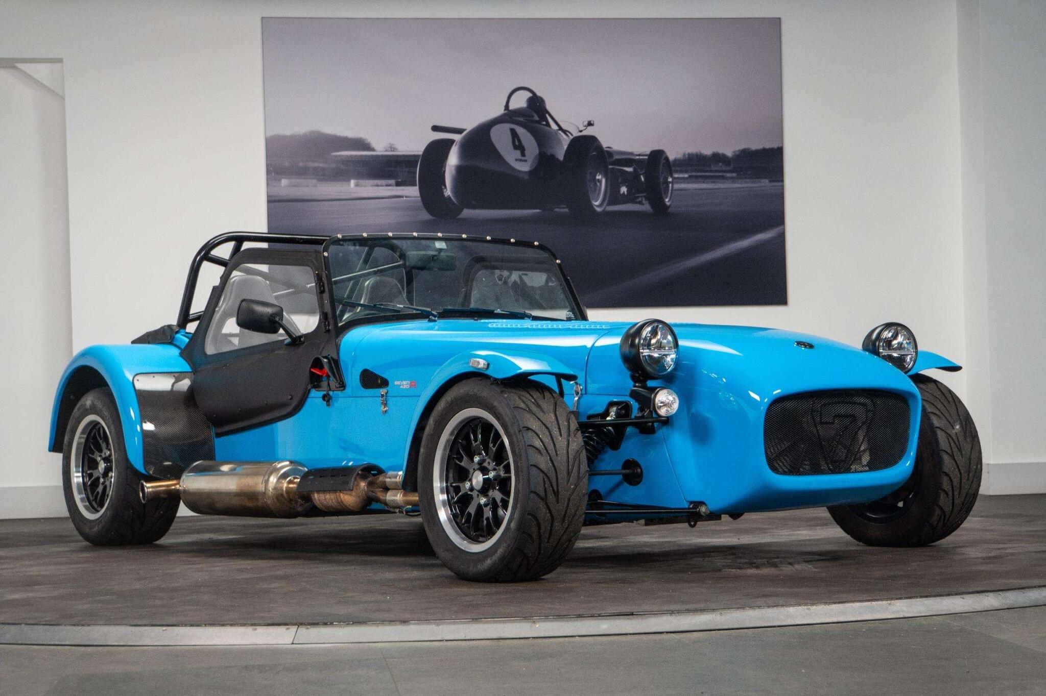 Caterham Seven view 25