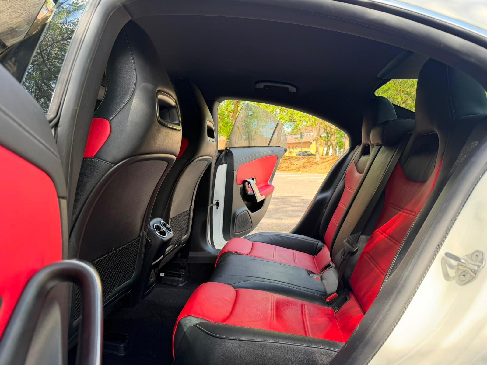 Mercedes-Benz Cla view 16