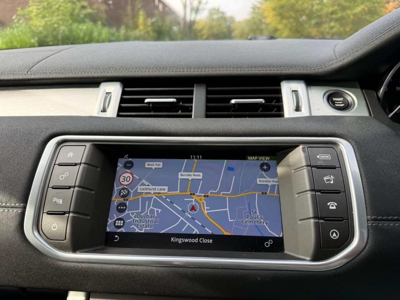 Land Rover Range Rover Evoque view 25