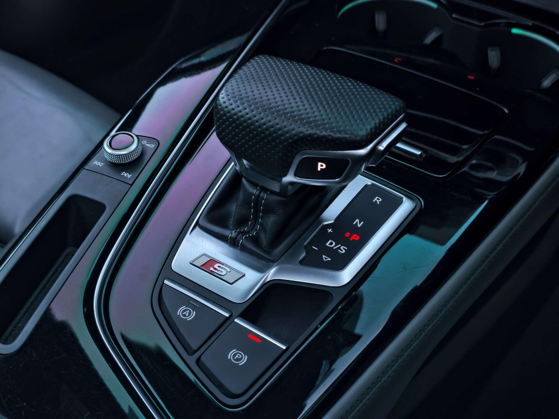 Audi S5 view 37