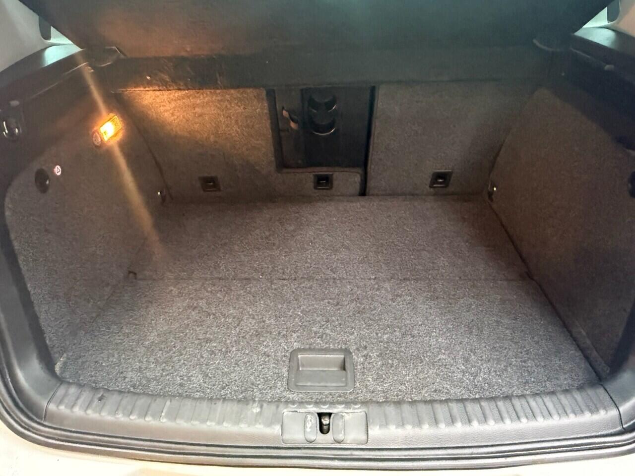Volkswagen Tiguan view 39