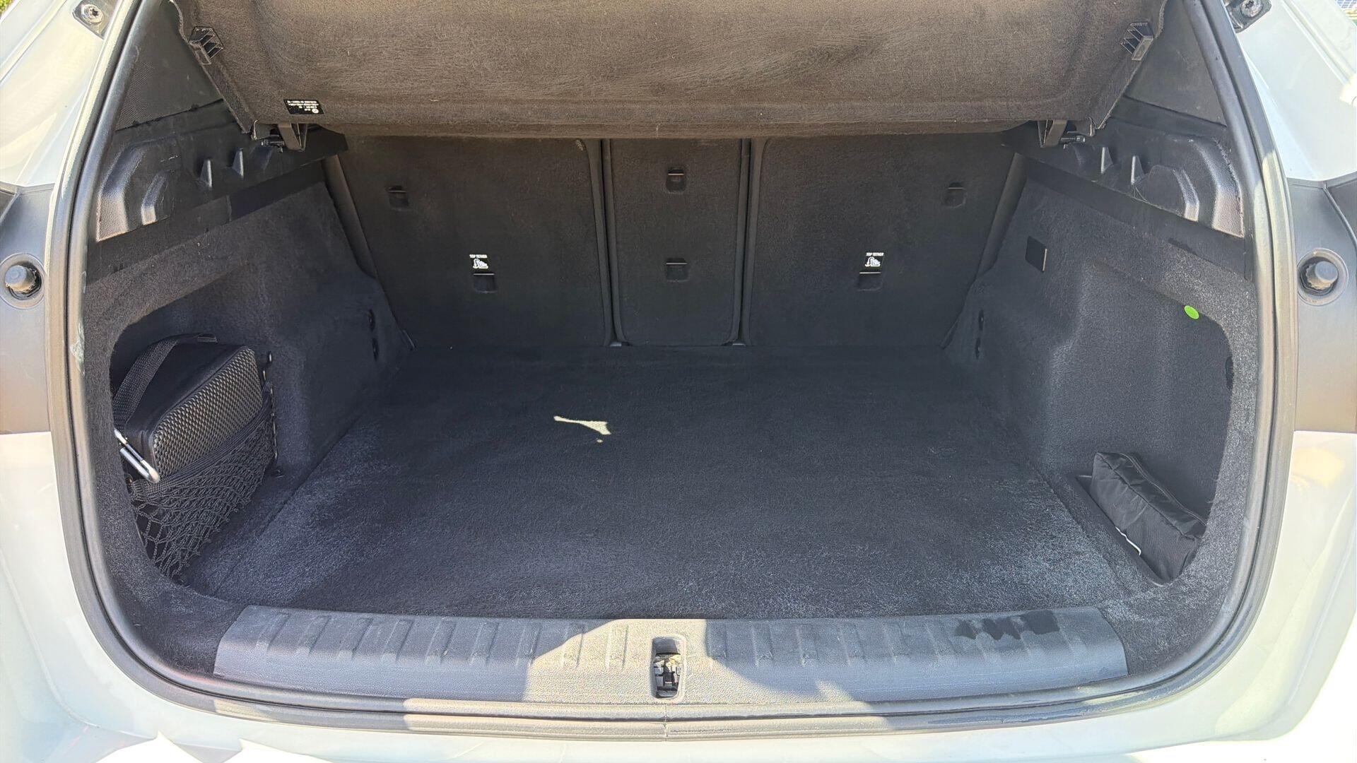 BMW X1 view 13