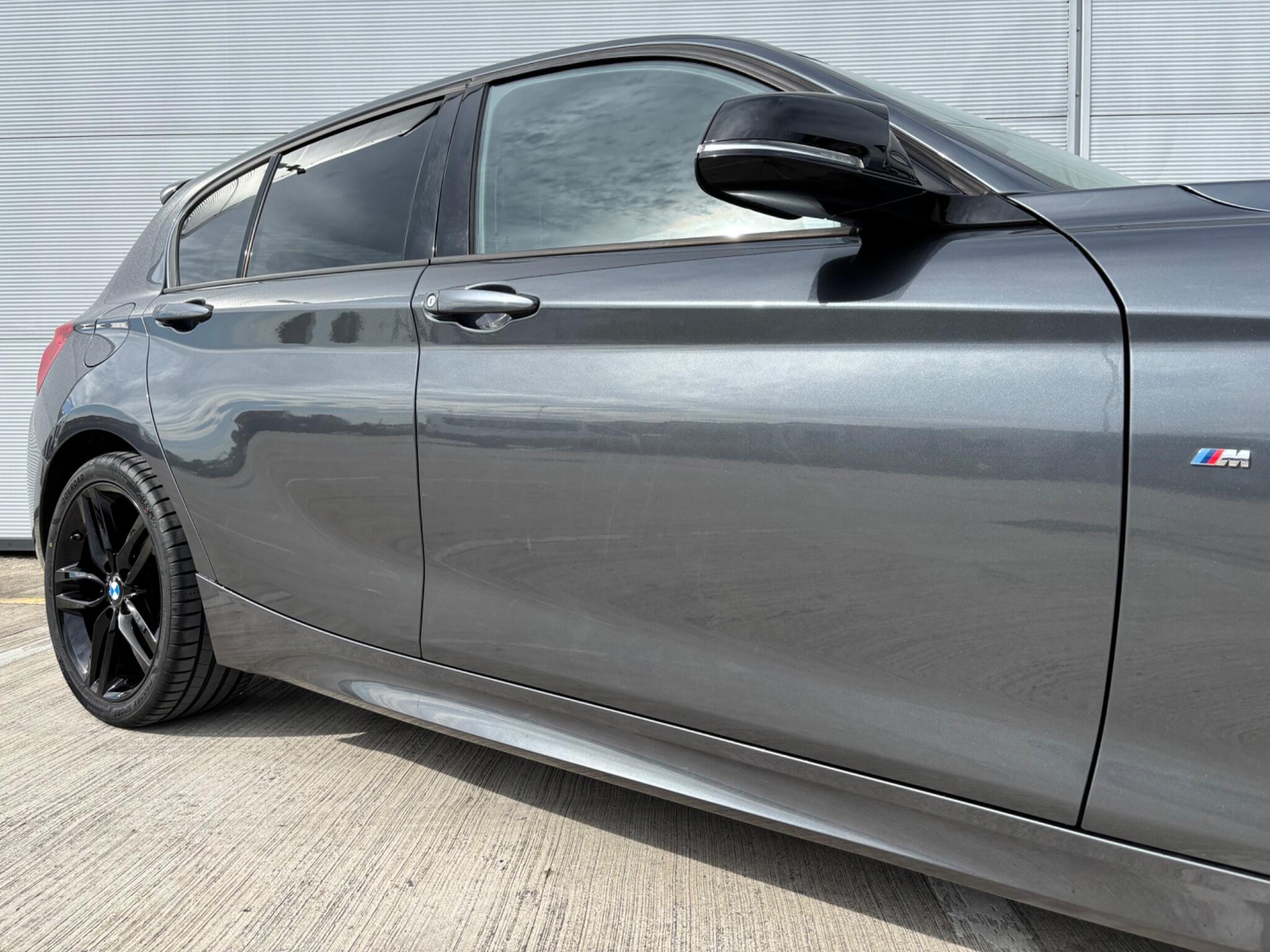 BMW 1 Series view 11