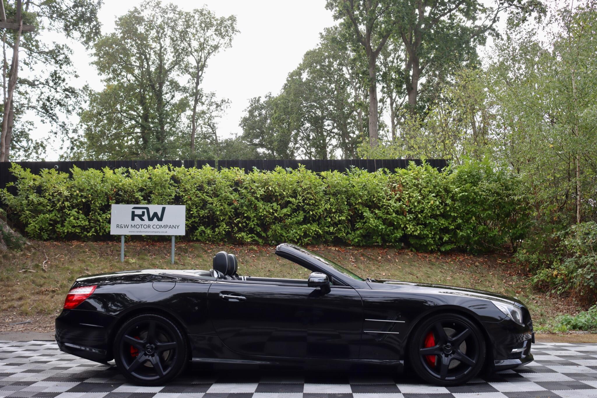Mercedes-Benz SL view 2
