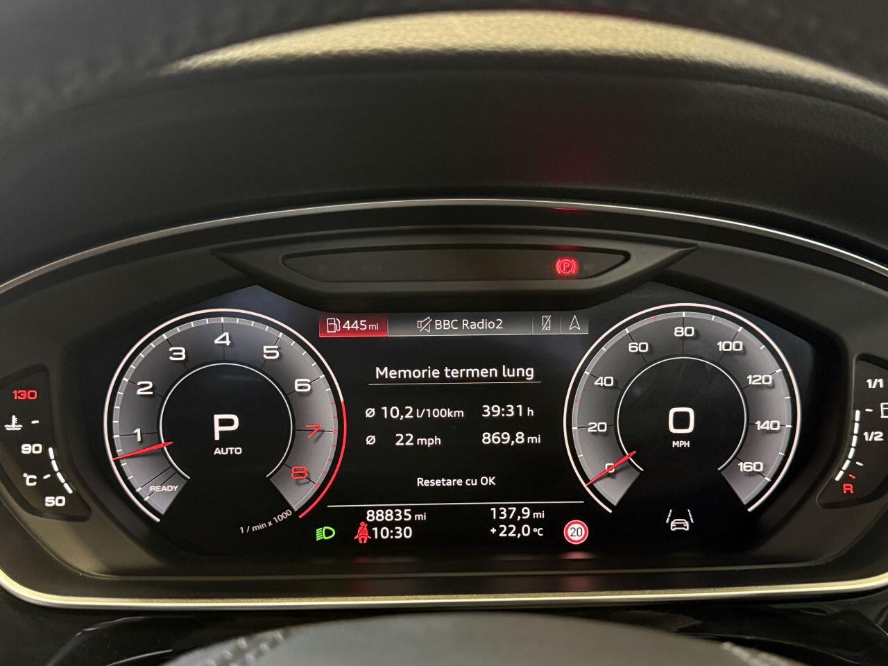 Audi A8 view 43