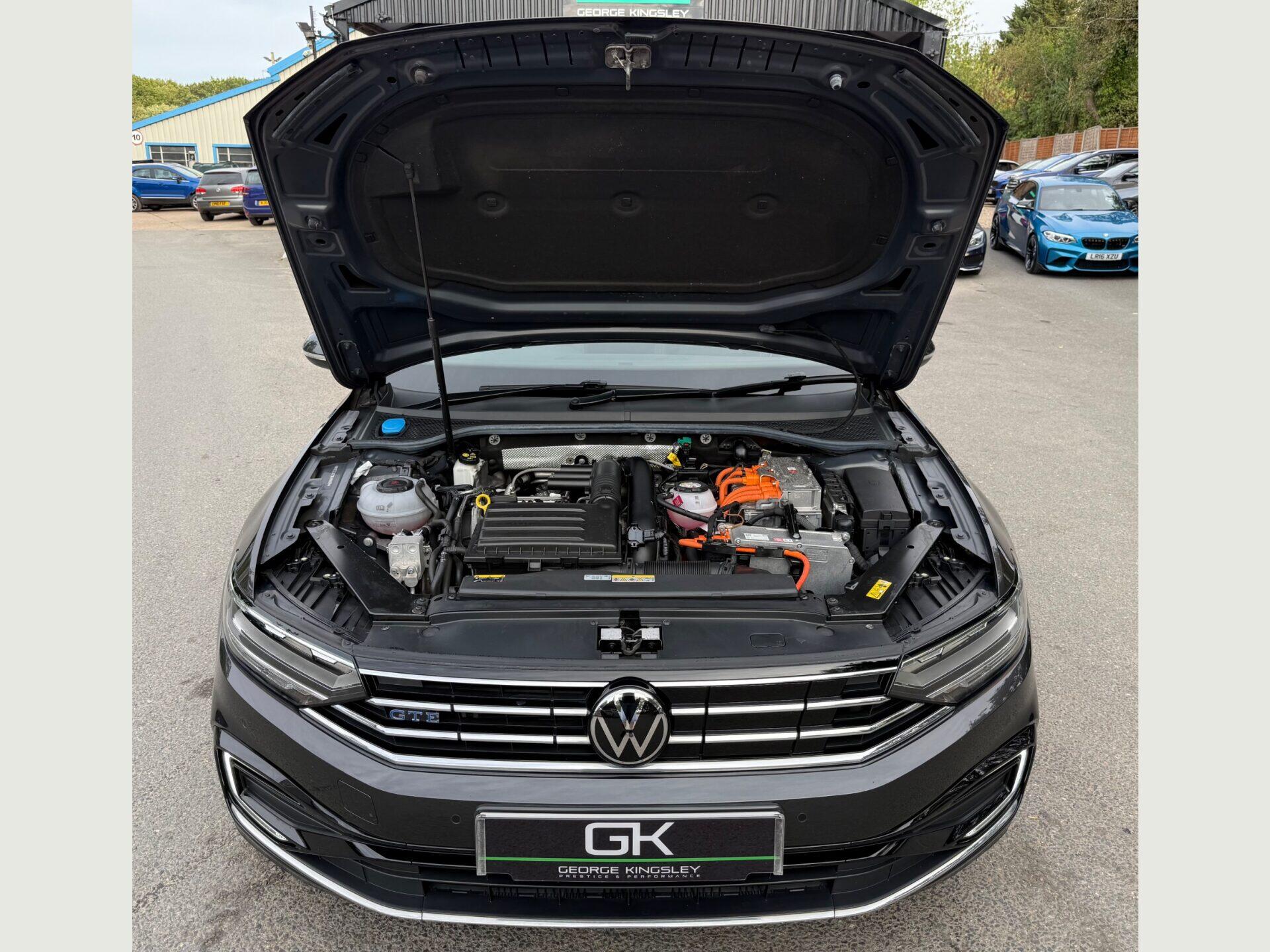 Volkswagen Passat view 69