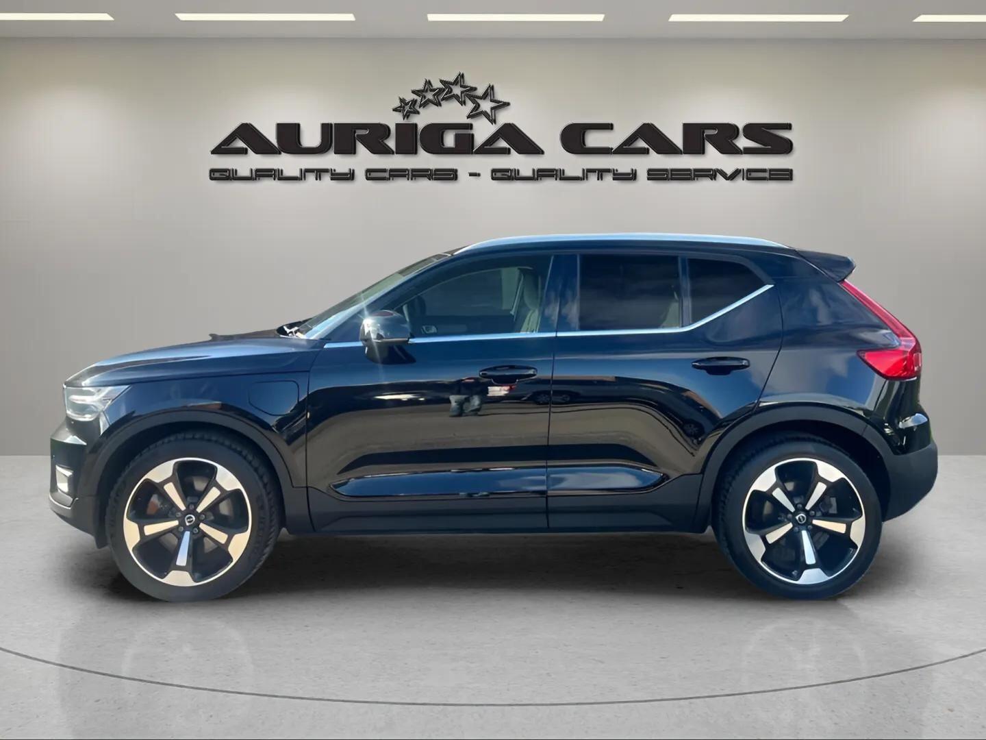 Volvo XC40 view 6