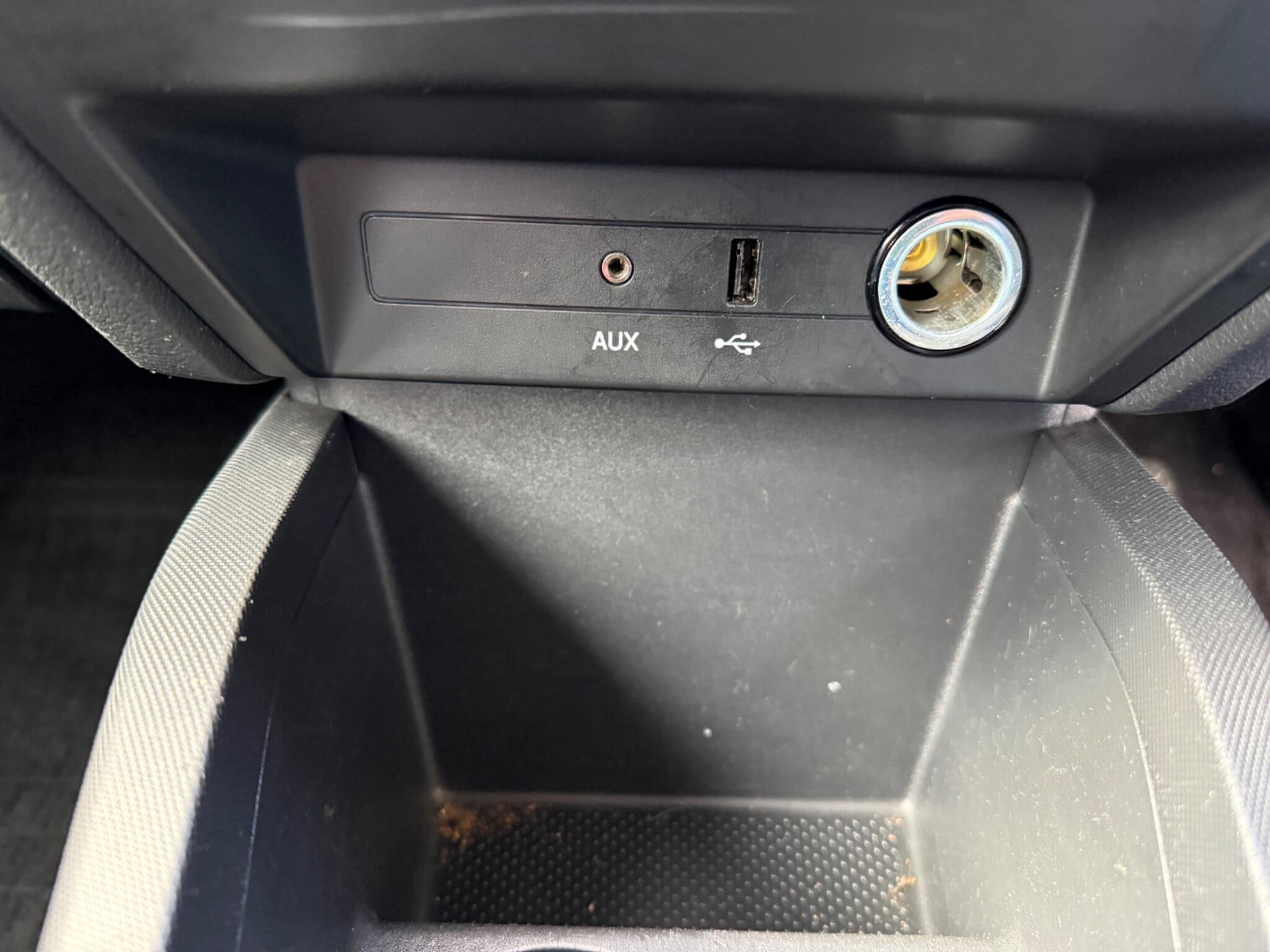 2016 Skoda Fabia image 28