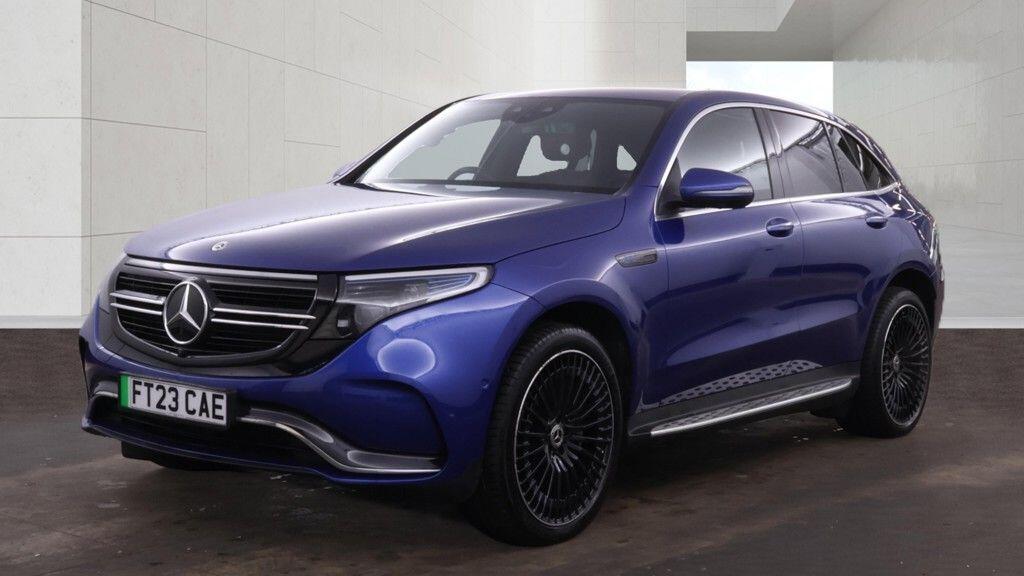 Mercedes-Benz Eqc view 8