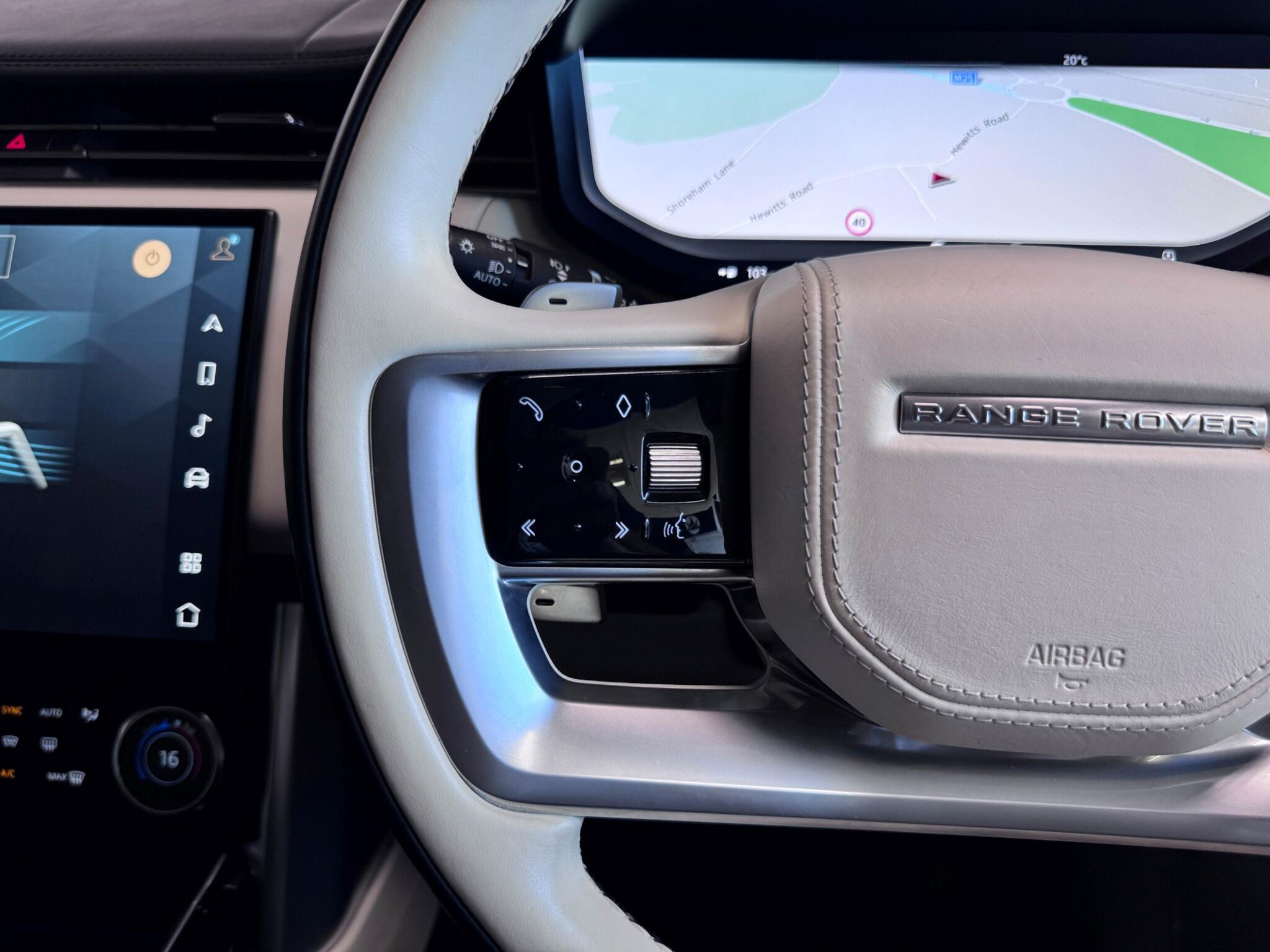 Land Rover Range Rover view 16